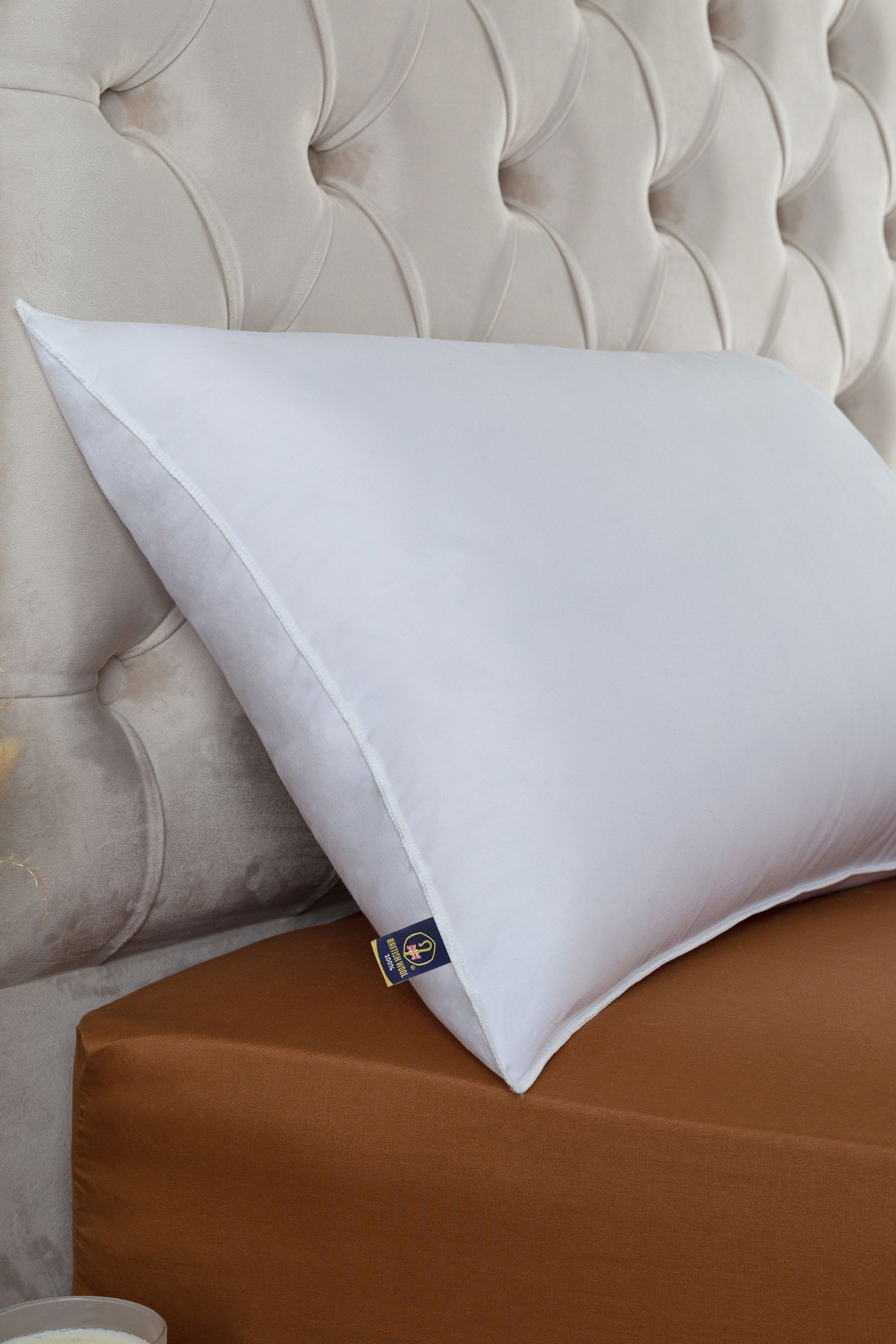 Medium store size pillow