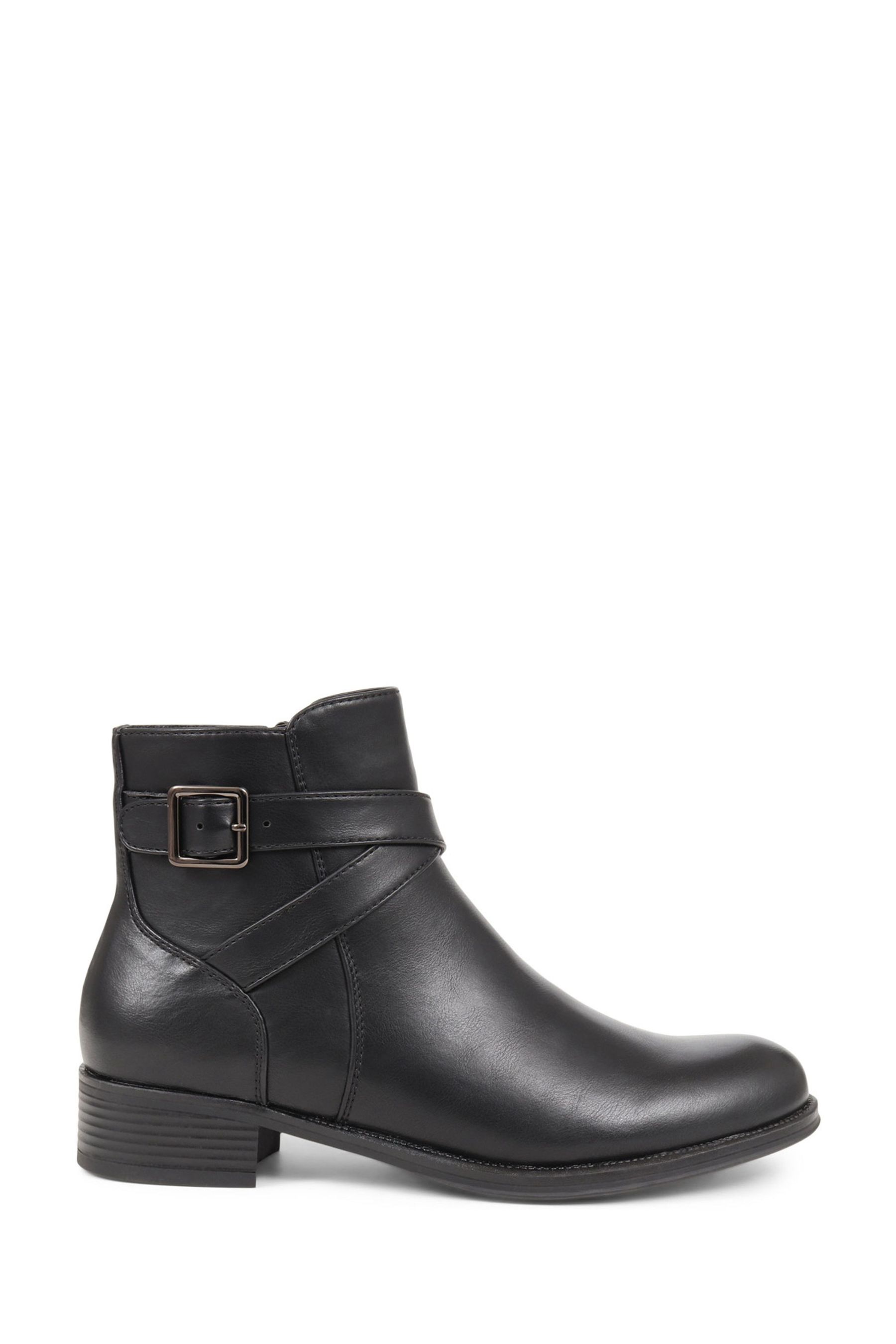 Smart black ankle boots sales