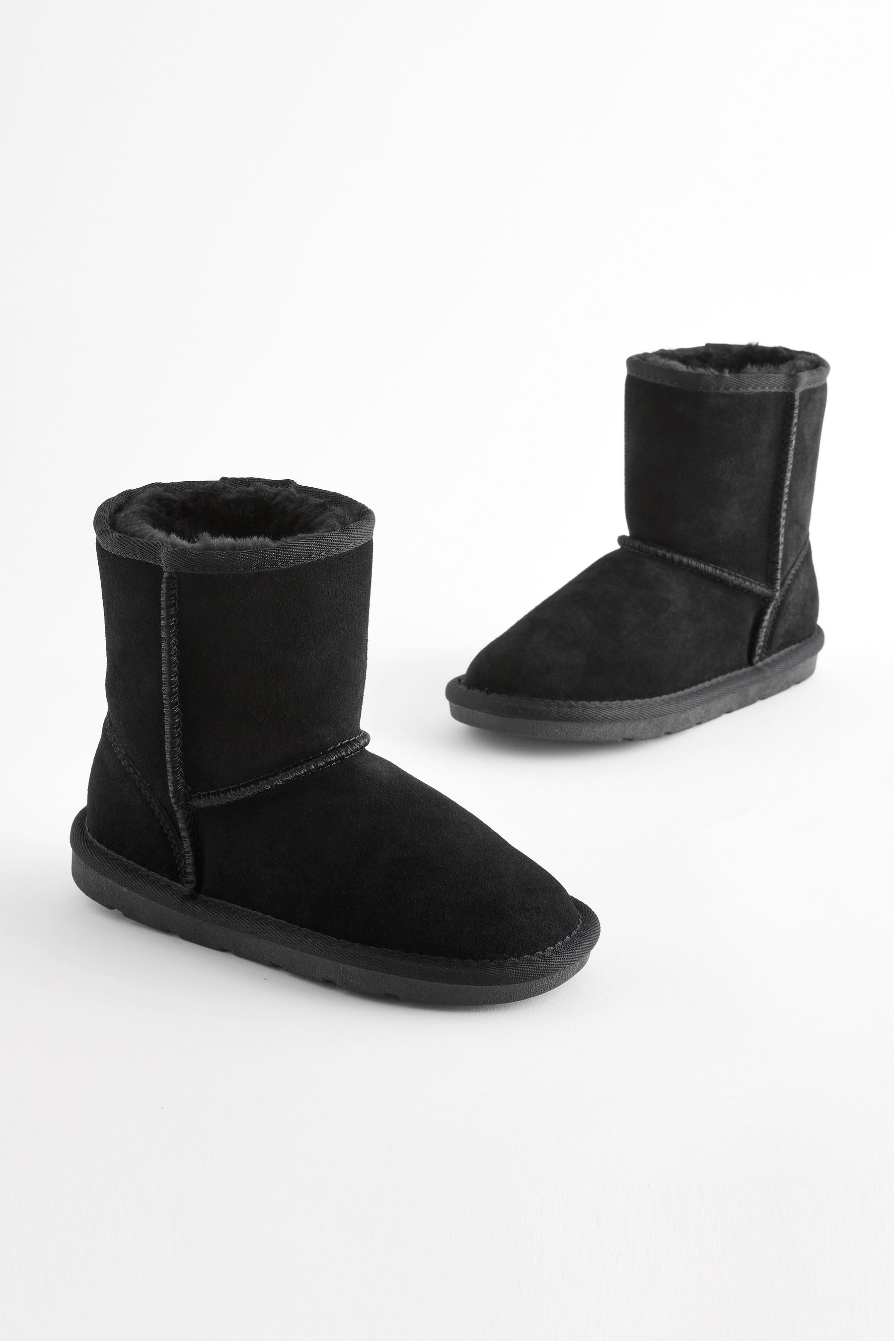 Black suede pull on boots hotsell