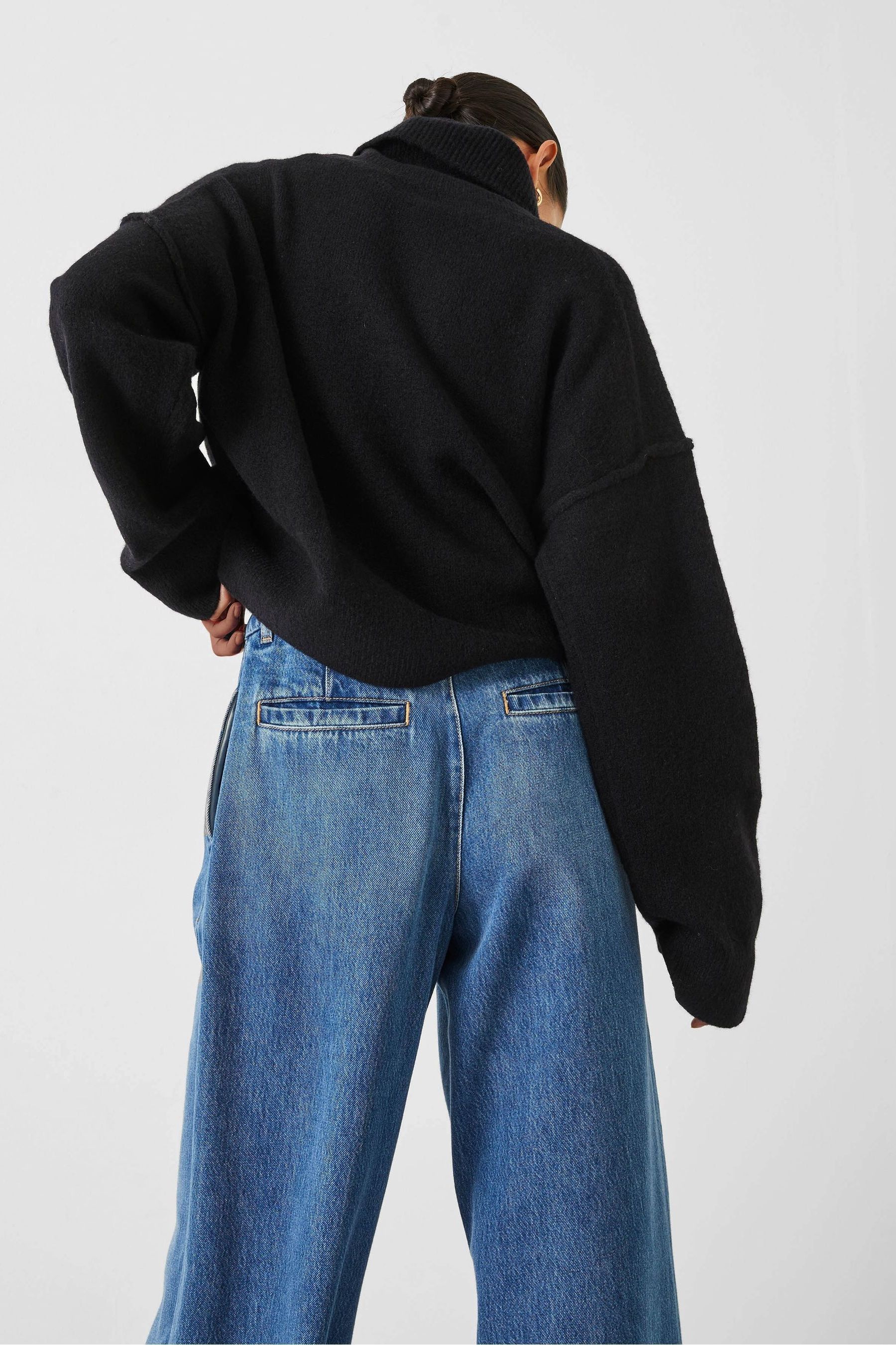 Black cropped roll neck jumper outlet