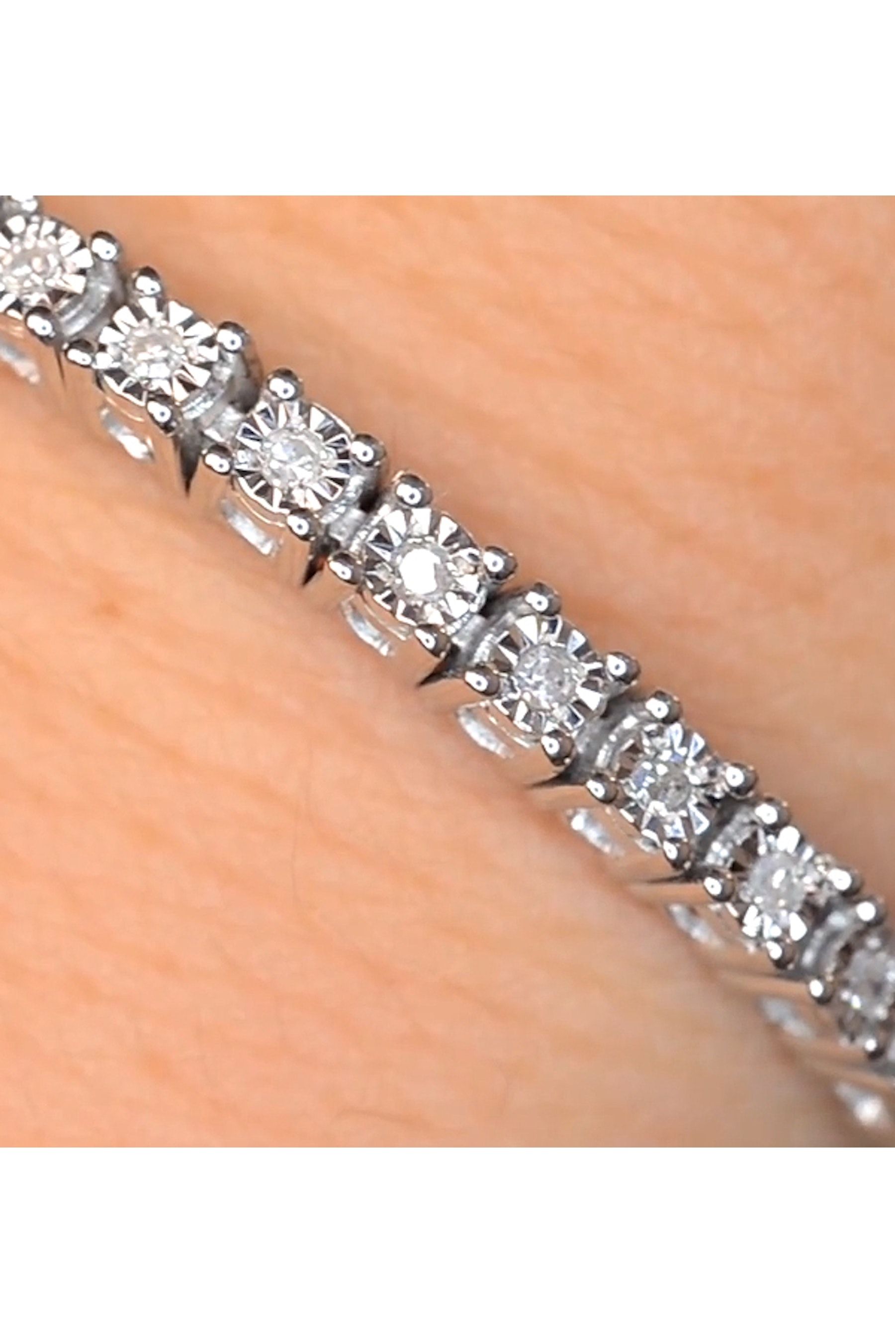 Diamond store tennis outlet bracelet
