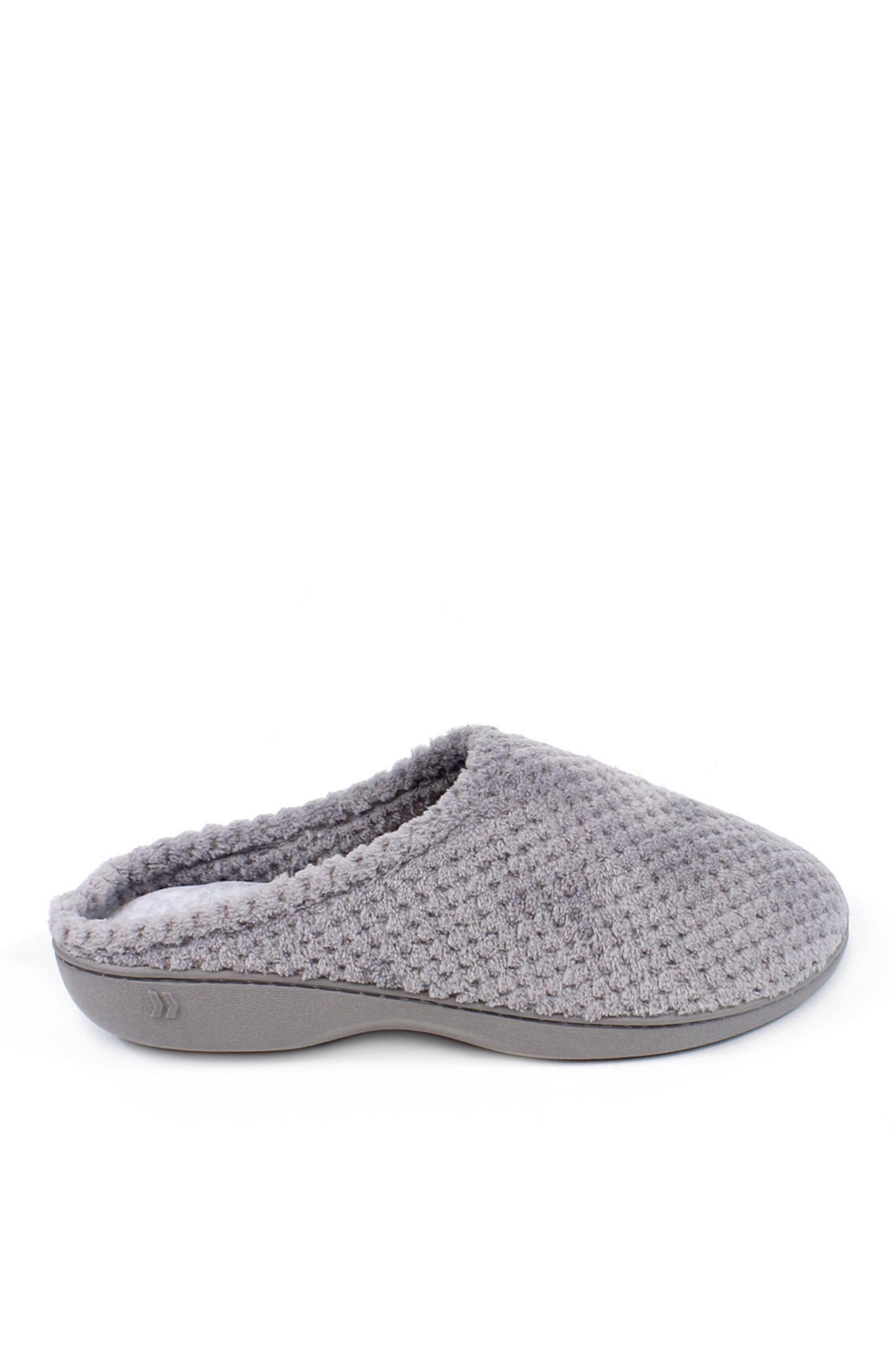 Isotoner ladies popcorn on sale cut out sliders