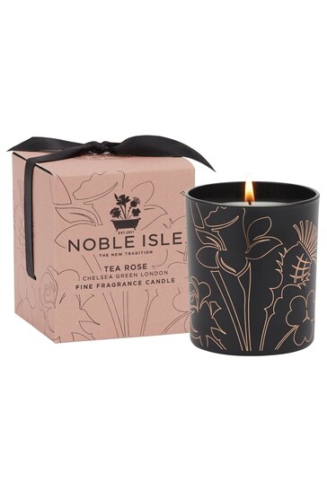 Noble Isle Clear Tea Rose Fine Scented Candle
