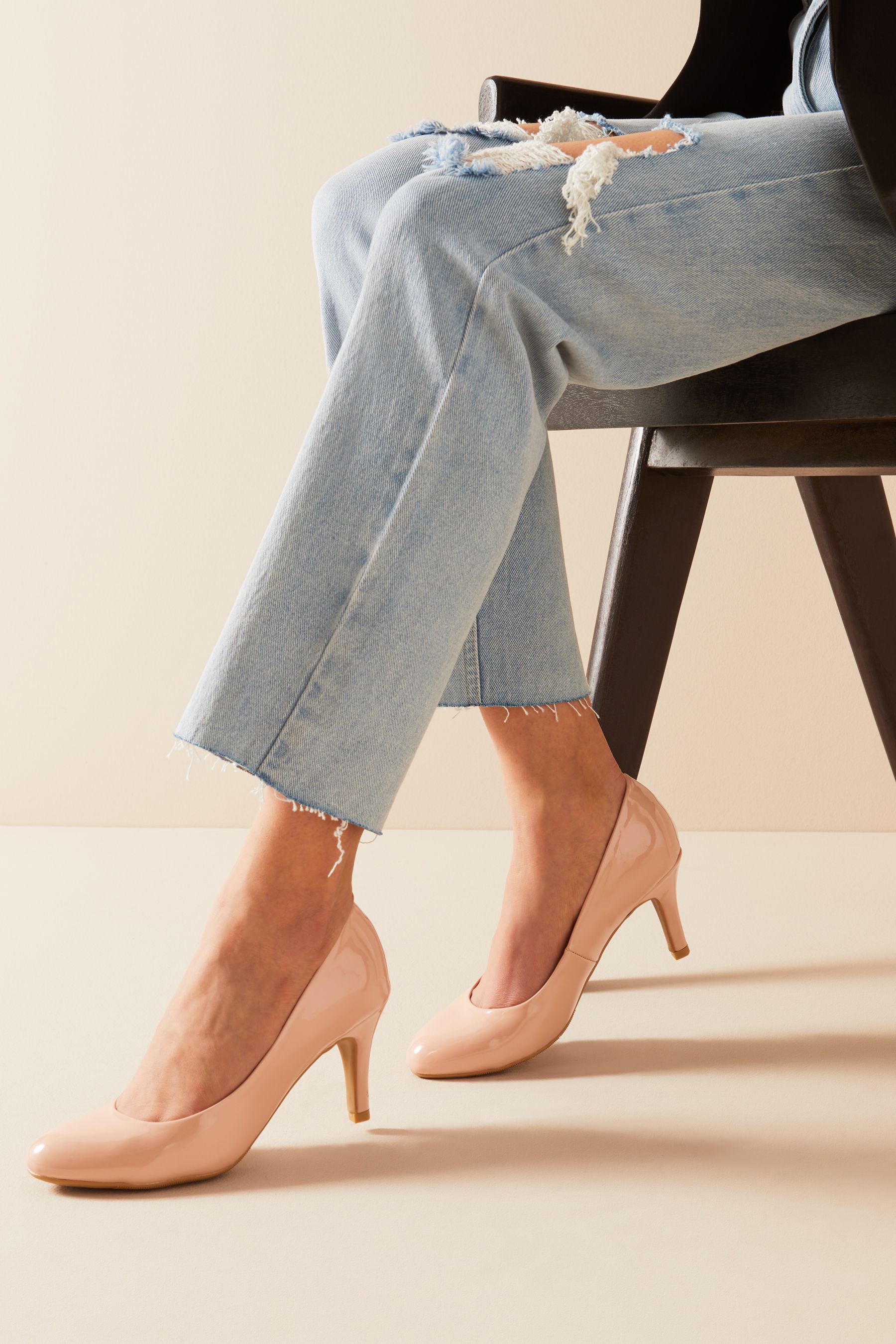 Nude kitten heel court shoes online