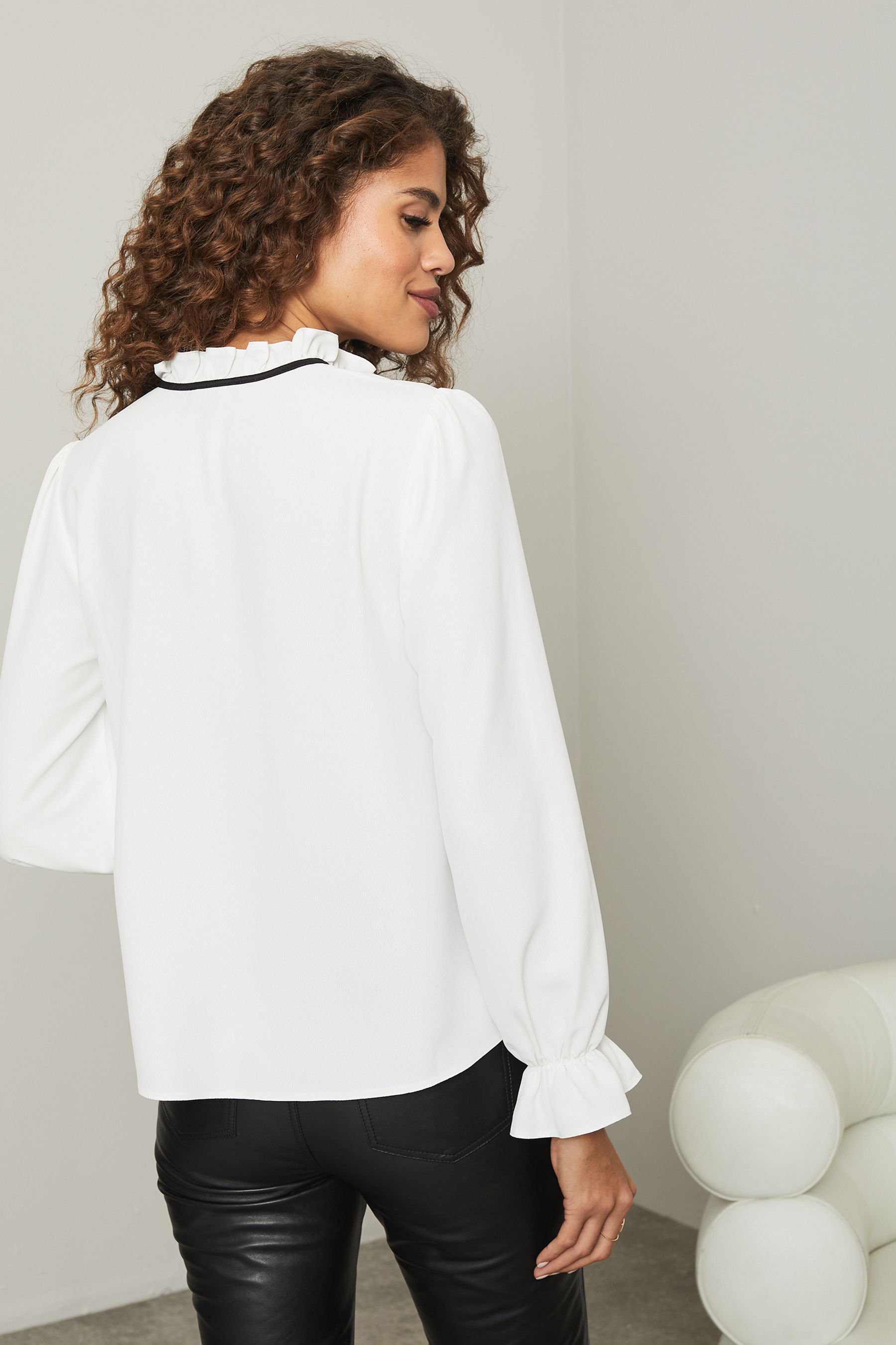 White smock top 2025