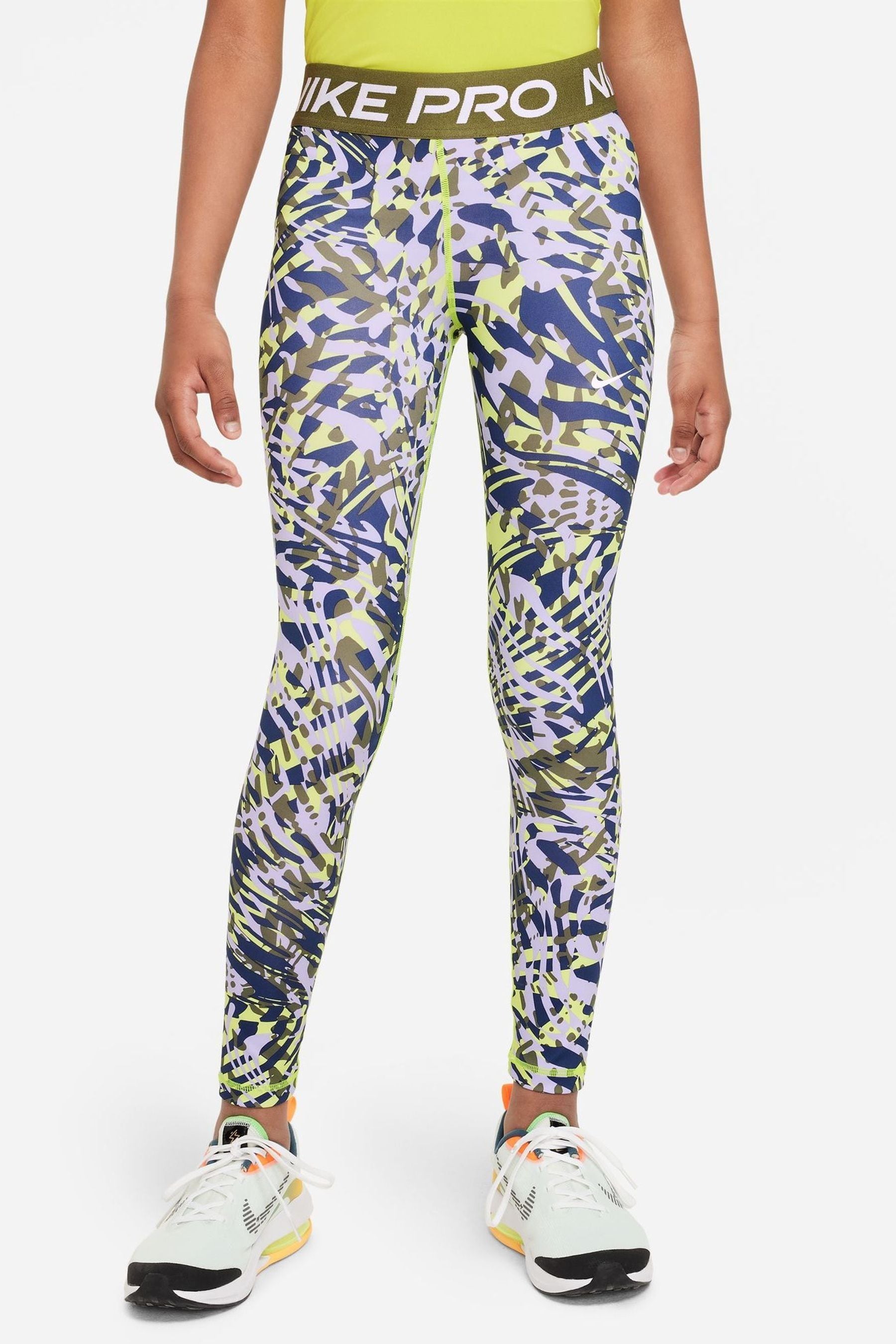 Khaki nike store pro leggings