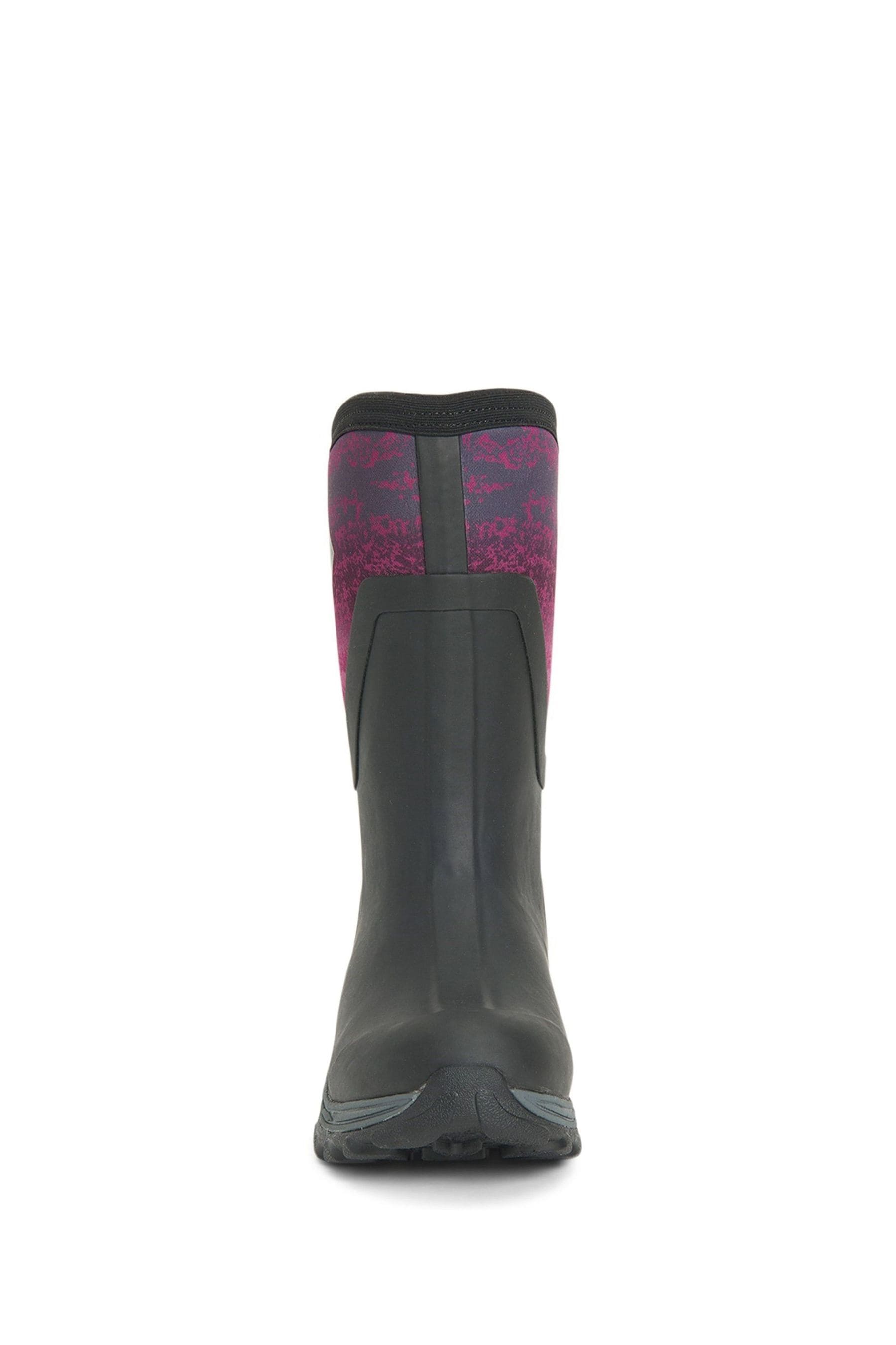 Muck boot retailers near me online