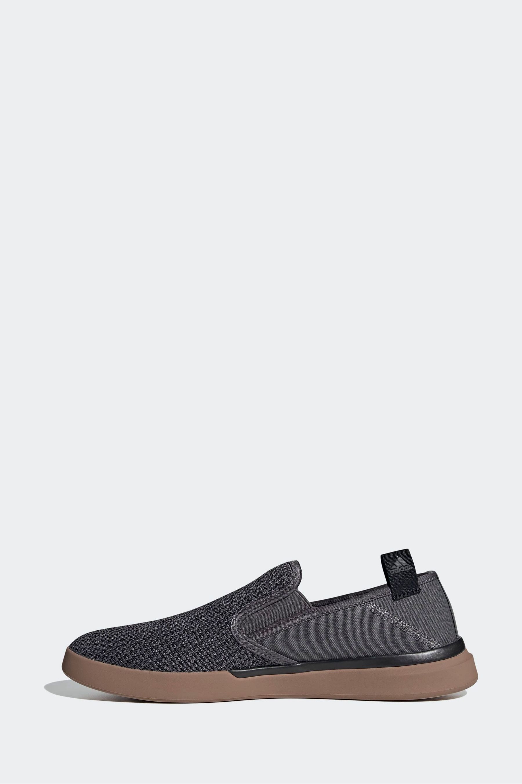 Adidas sleuth slip 2025 on