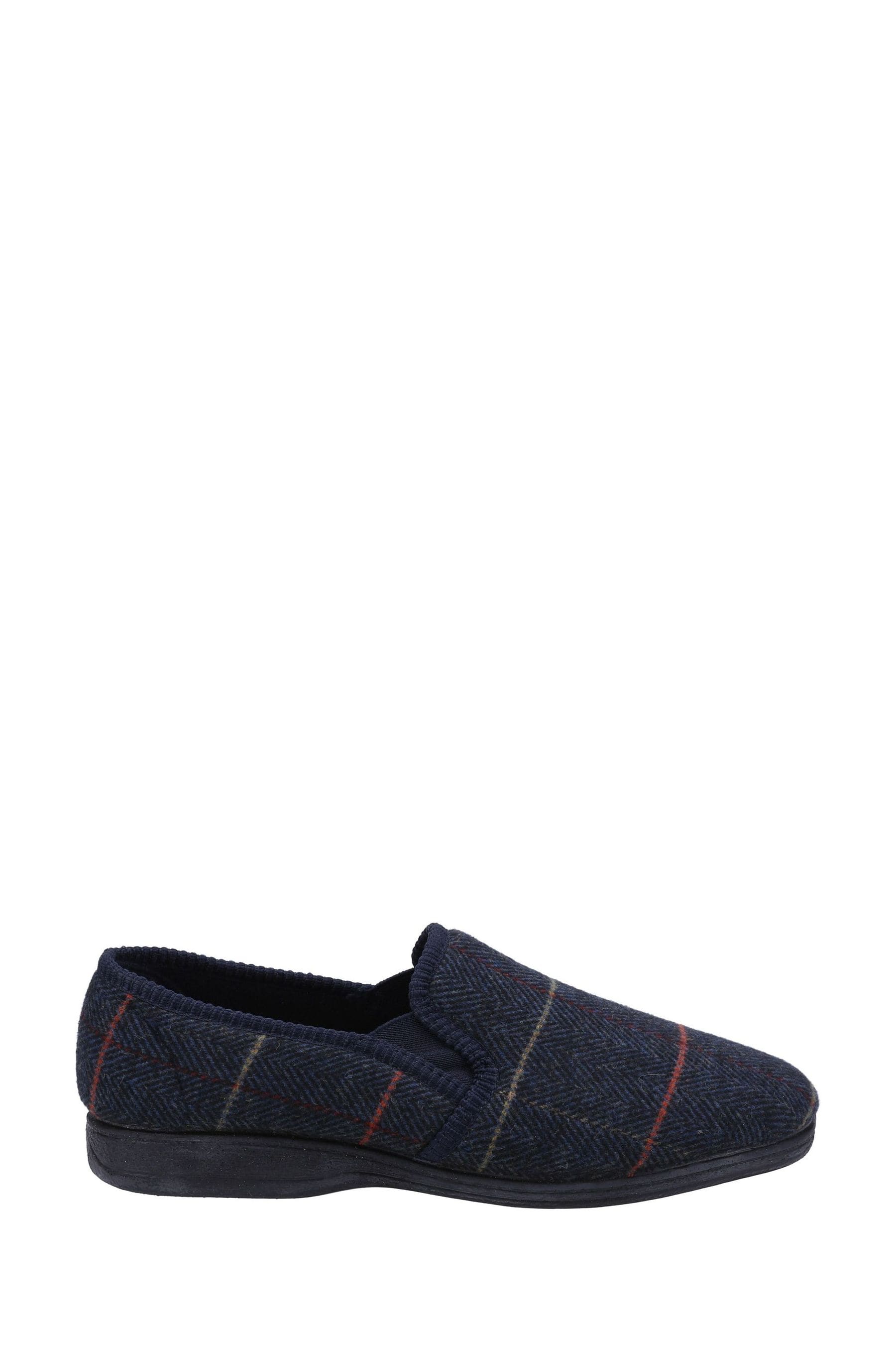 Fleet and foster slippers sales