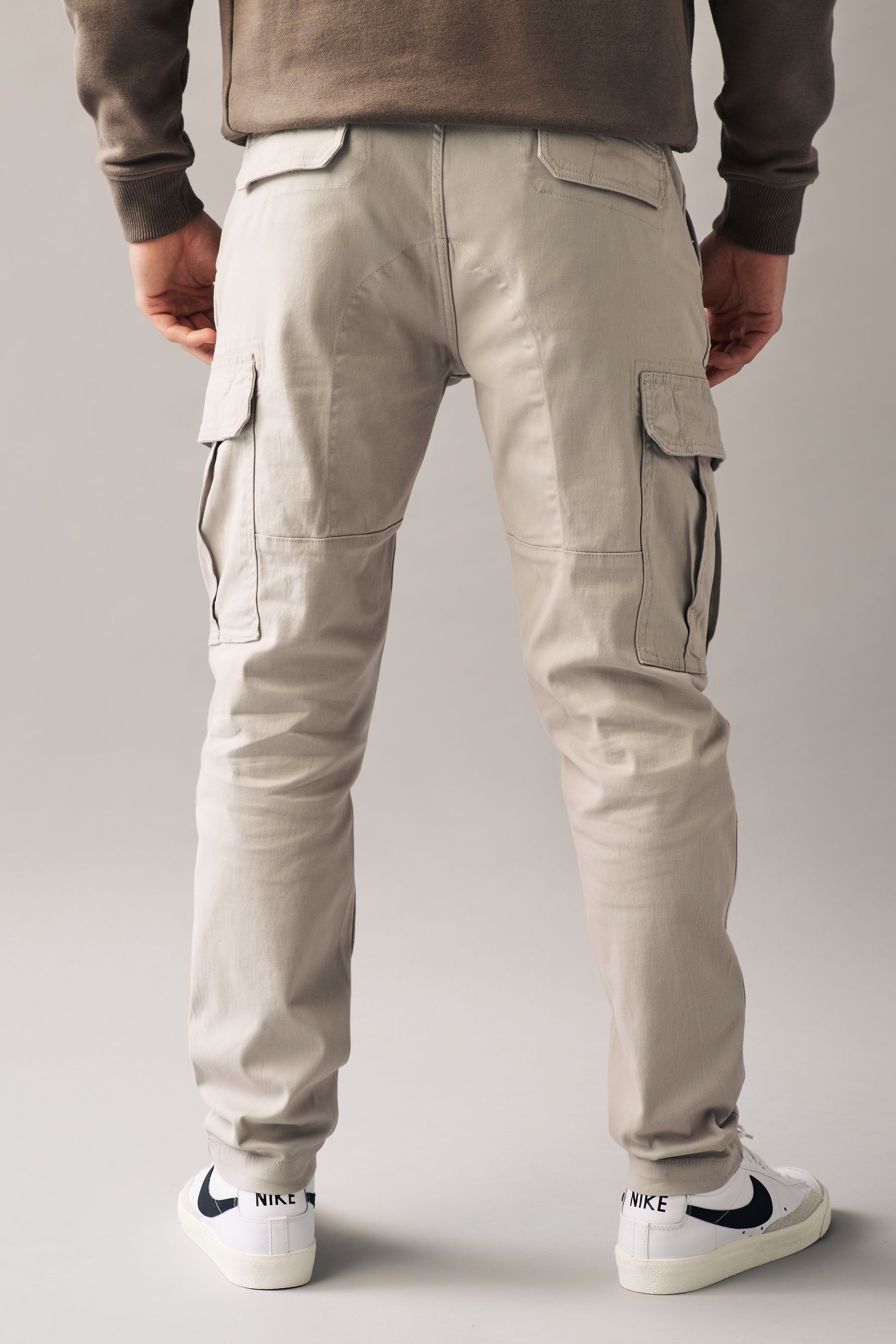 Light deals cargo trousers