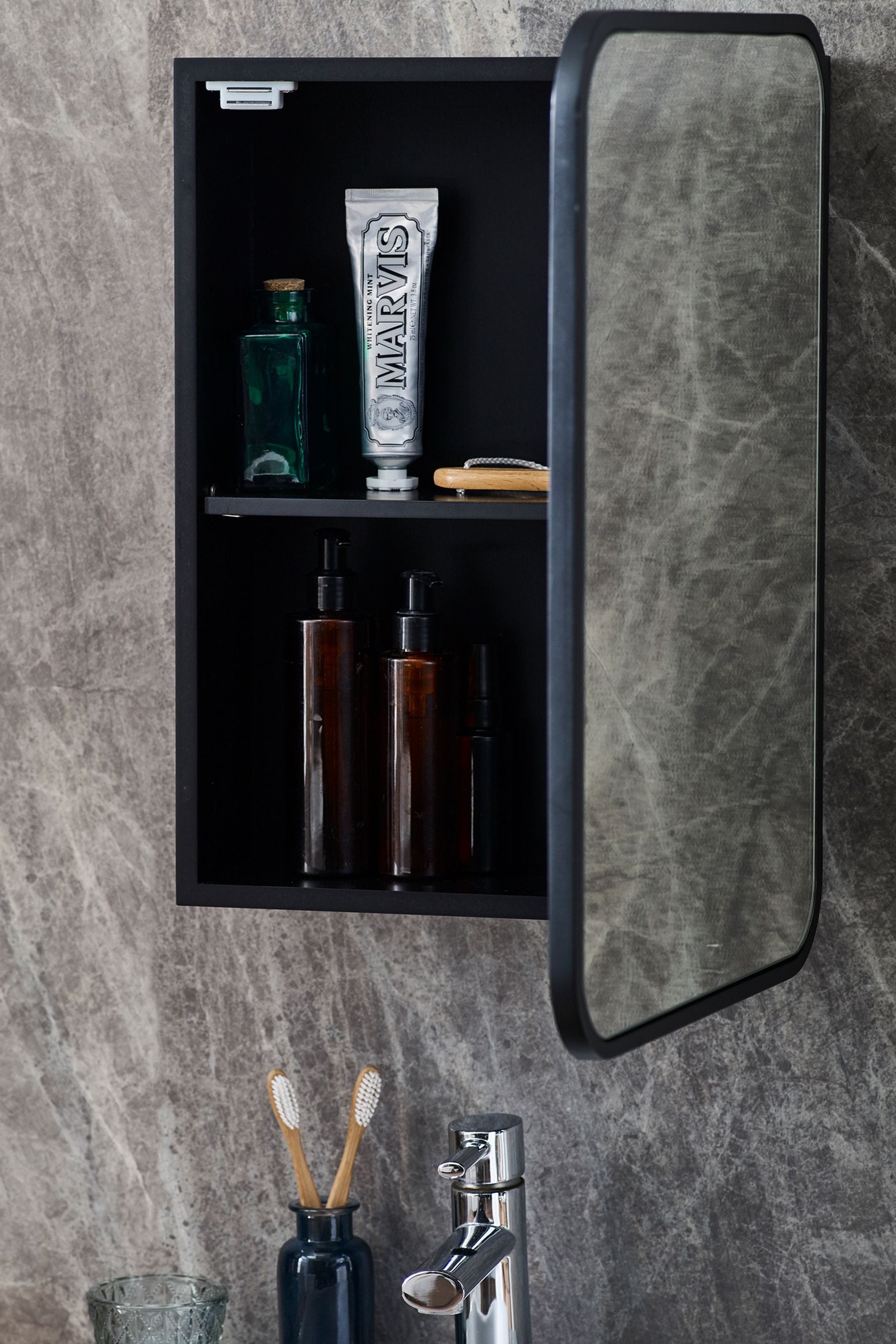Mirror shop wall storage