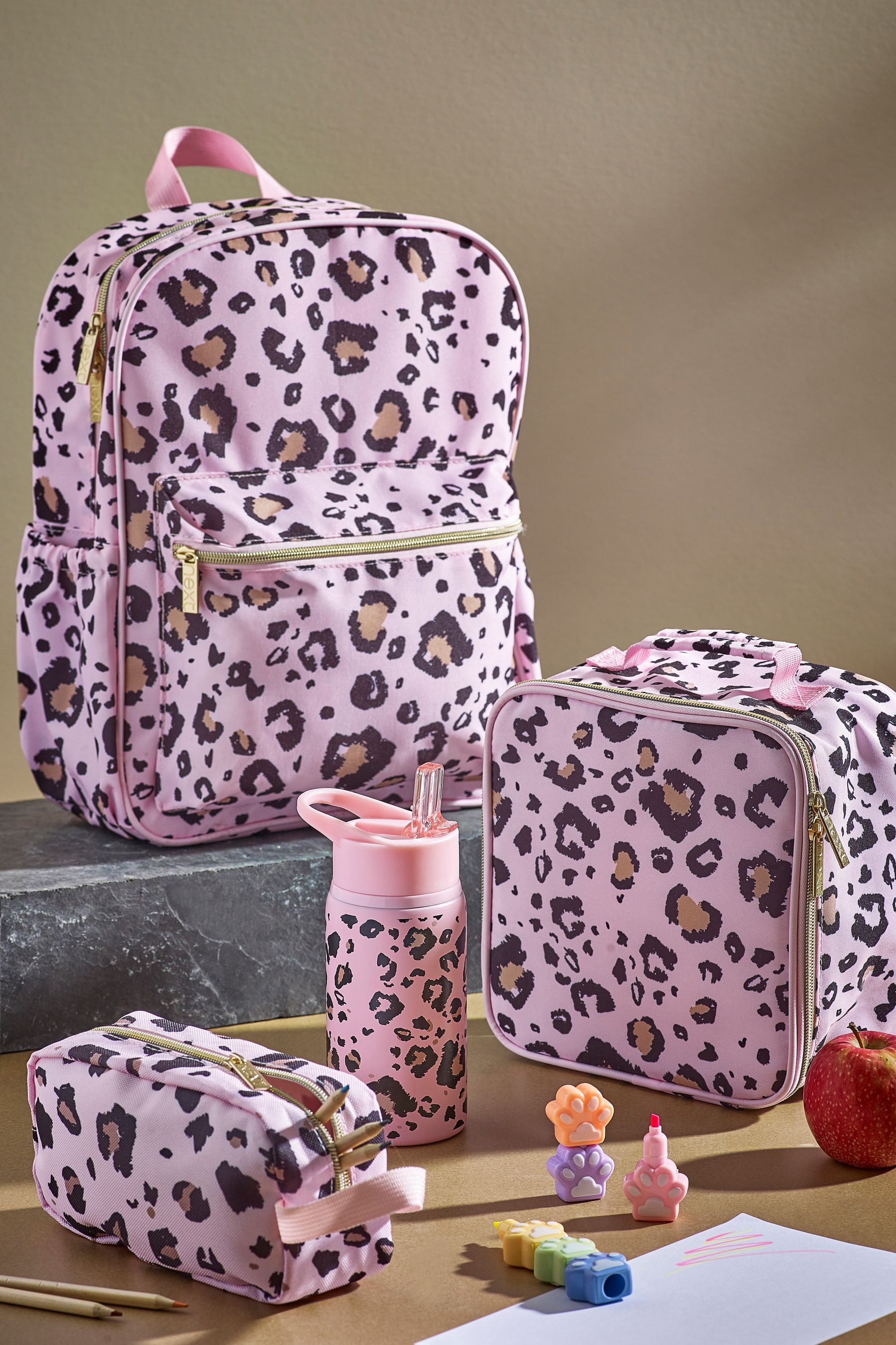 Leopard print lunch bag top