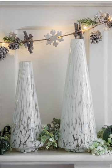 Gallery Home White Christmas Cael Tree Vase 30cm