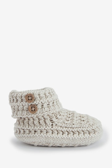 The Little Tailor Fawn Natural Knitted Booties