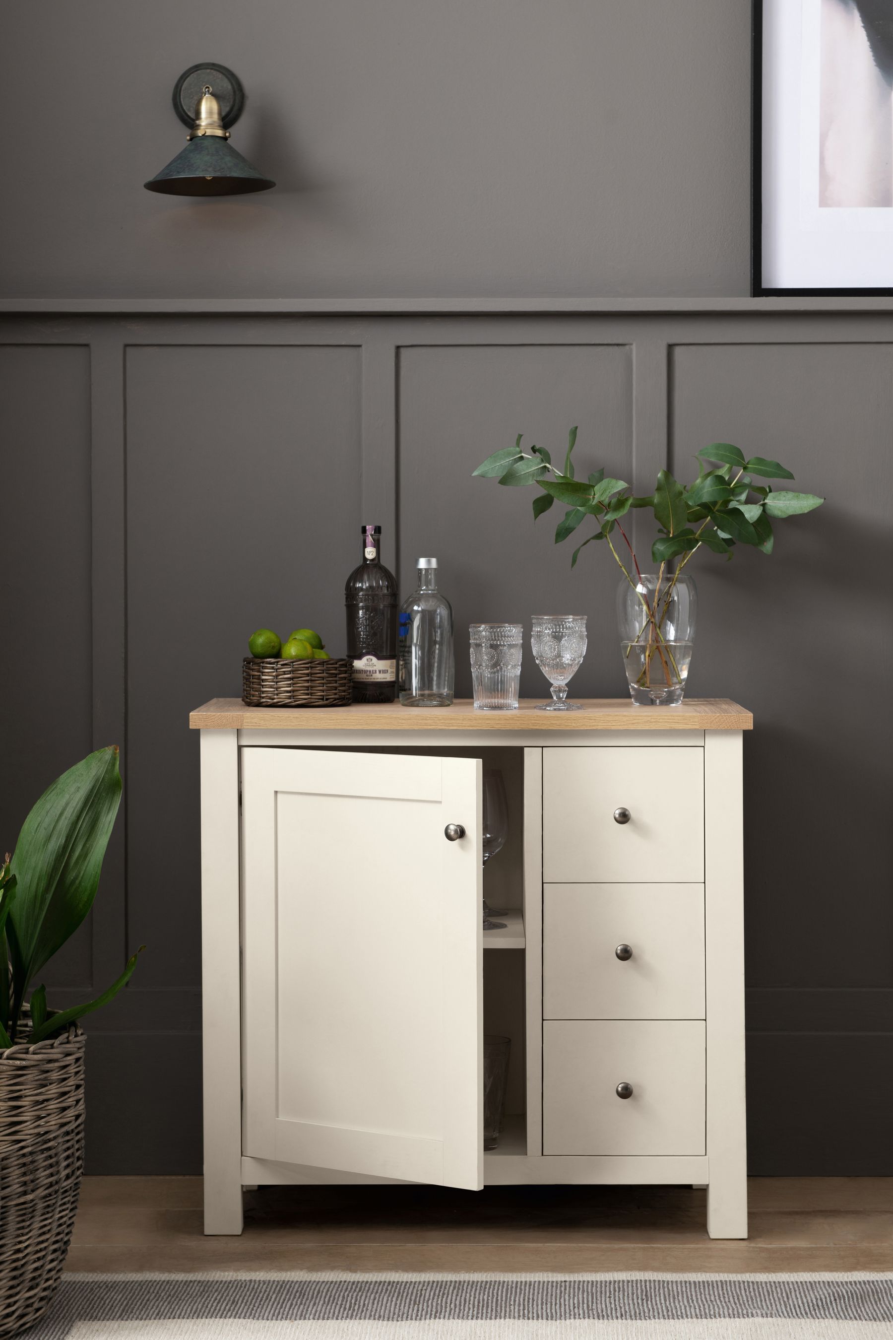 Cream Malvern Oak Effect Small Sideboard