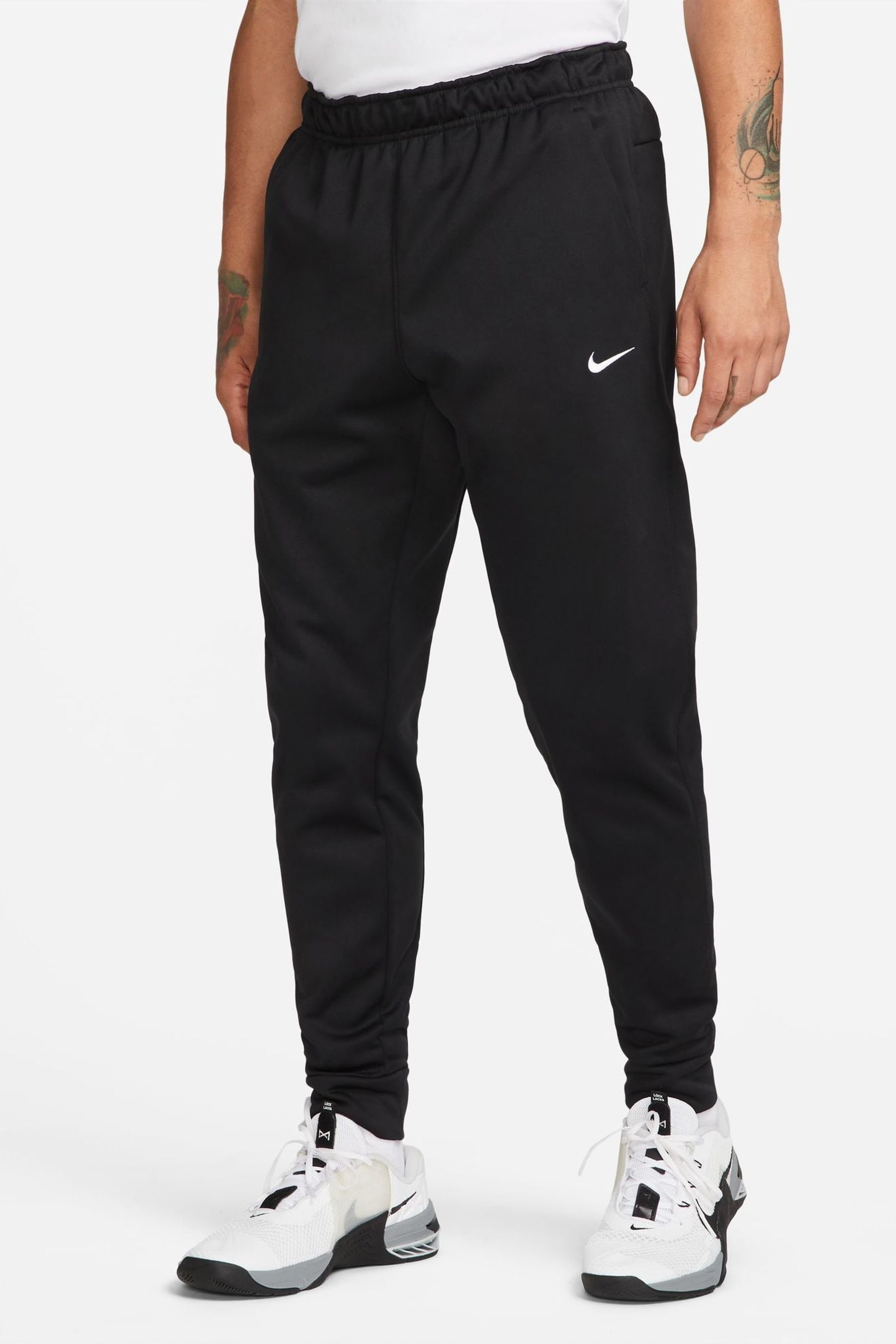 Next nike joggers 2025