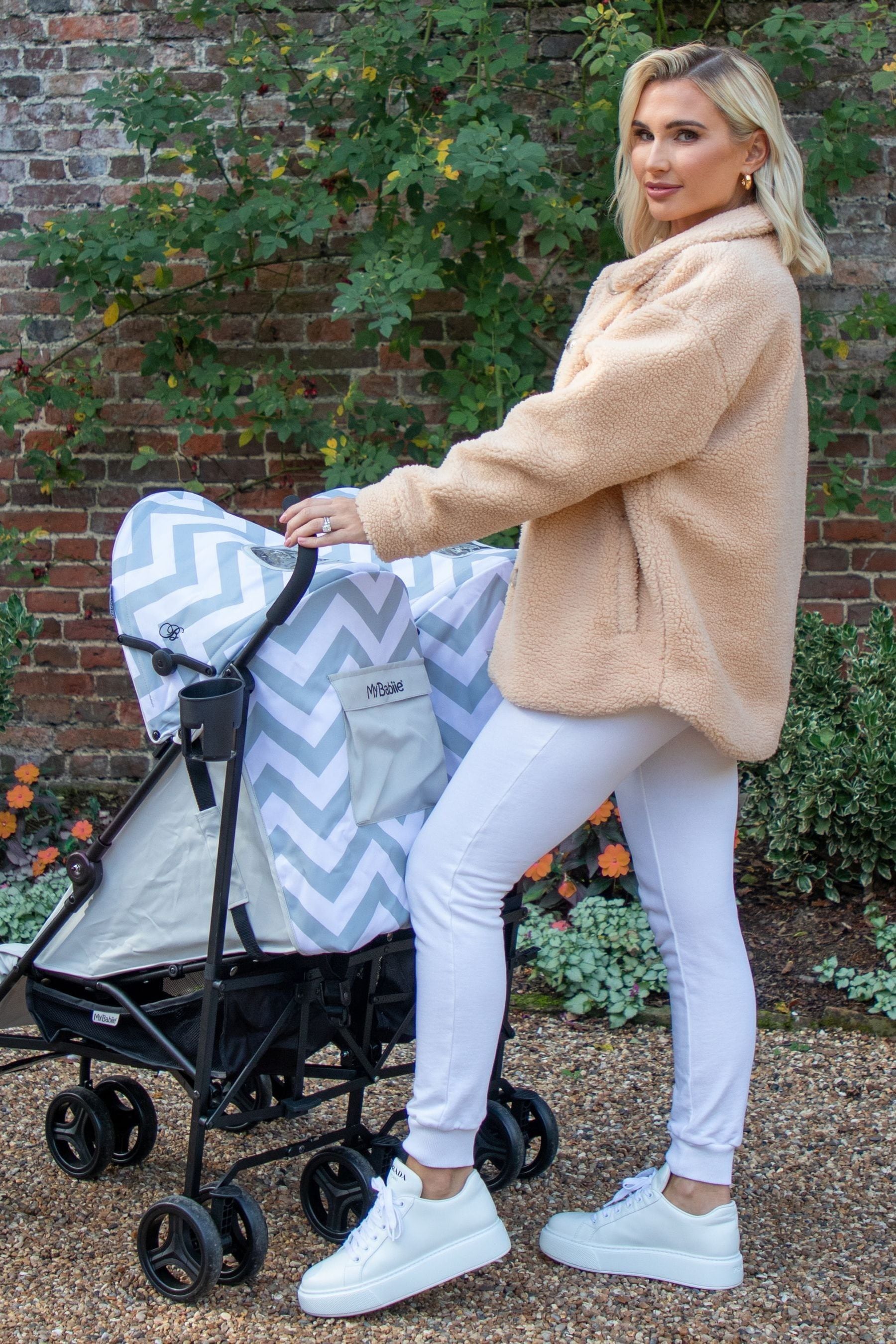 My babiie best sale mb51 grey chevron