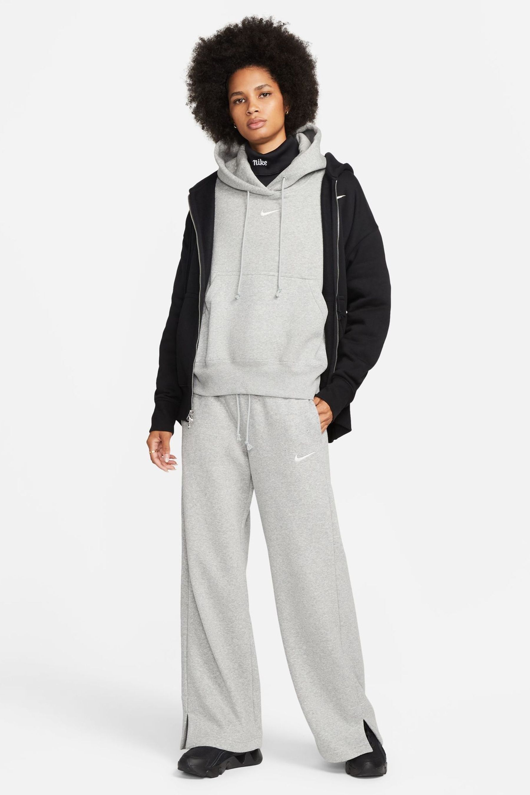 Nike mini swoosh clearance wide leg joggers