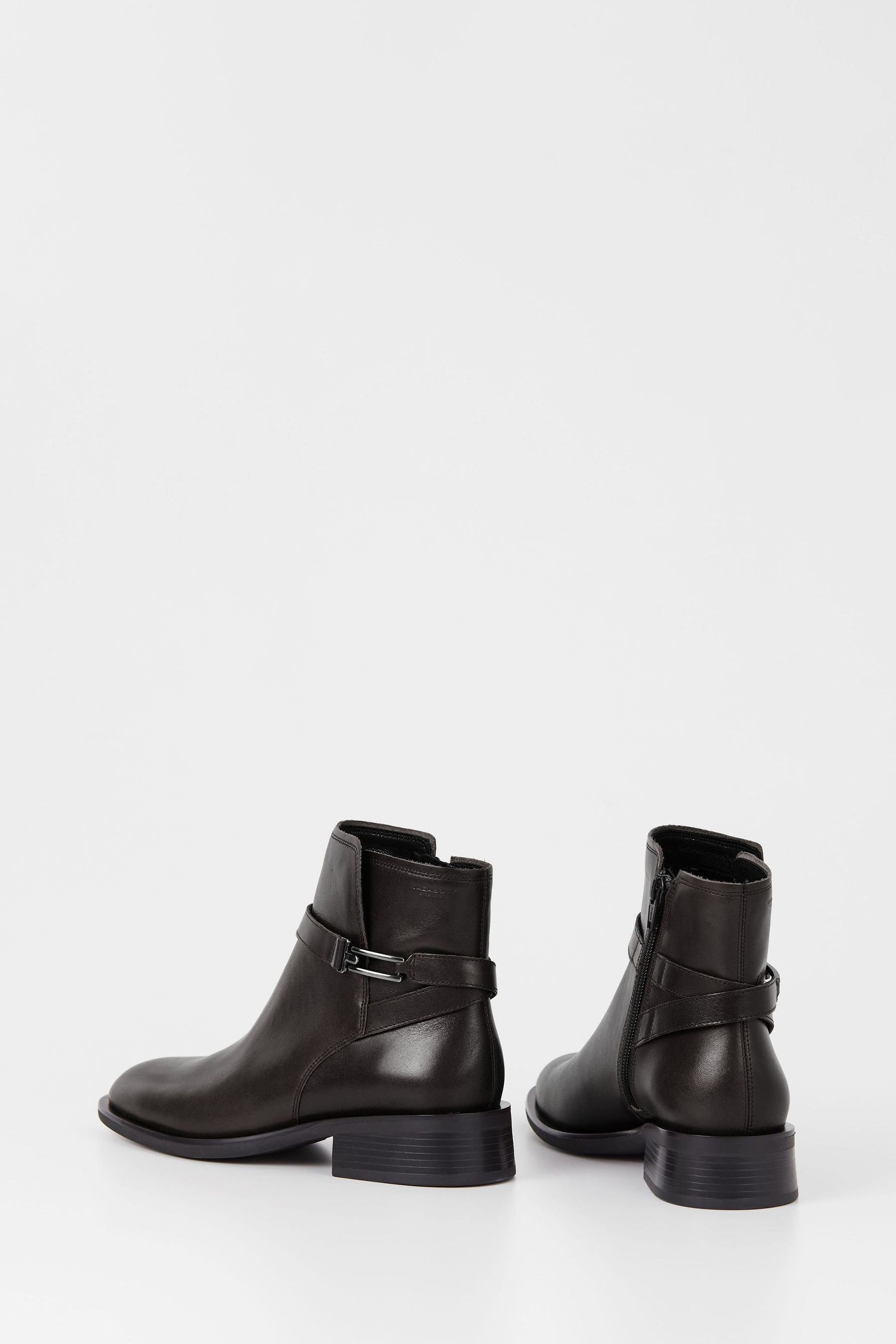 Vagabond ankle boots on sale