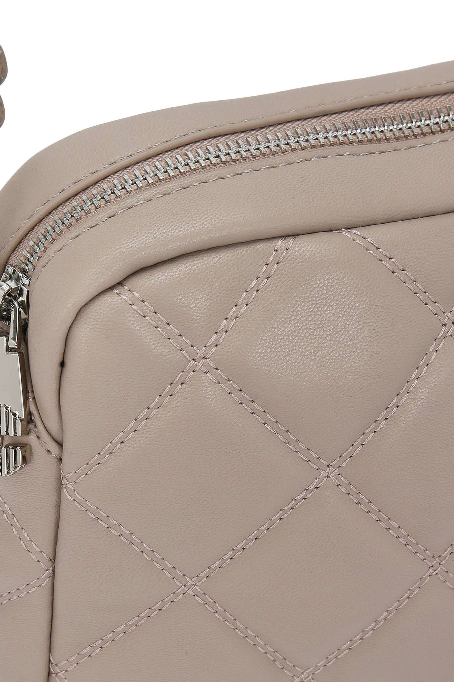 Carvela hotsell makeup bag