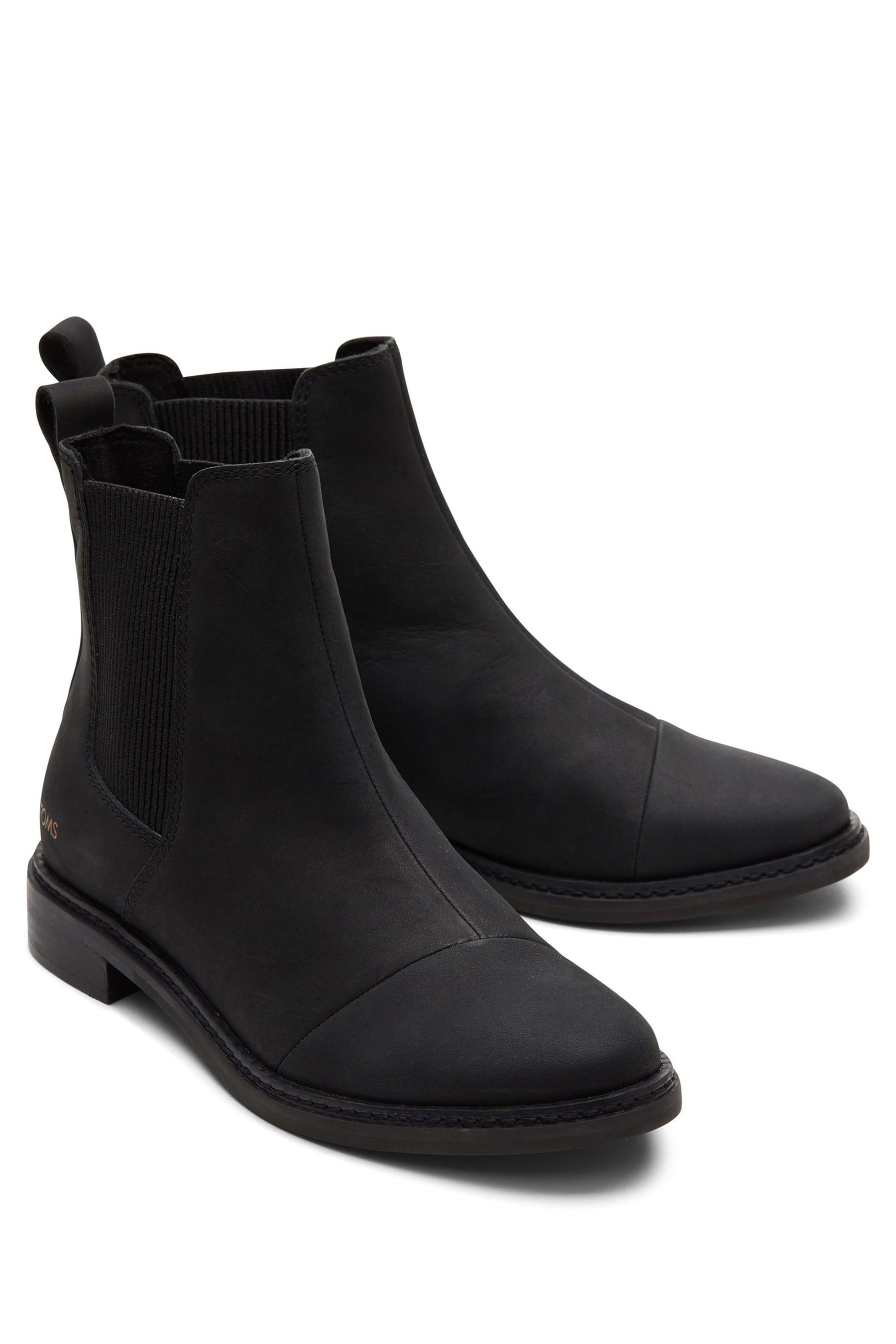 Toms short boots hotsell