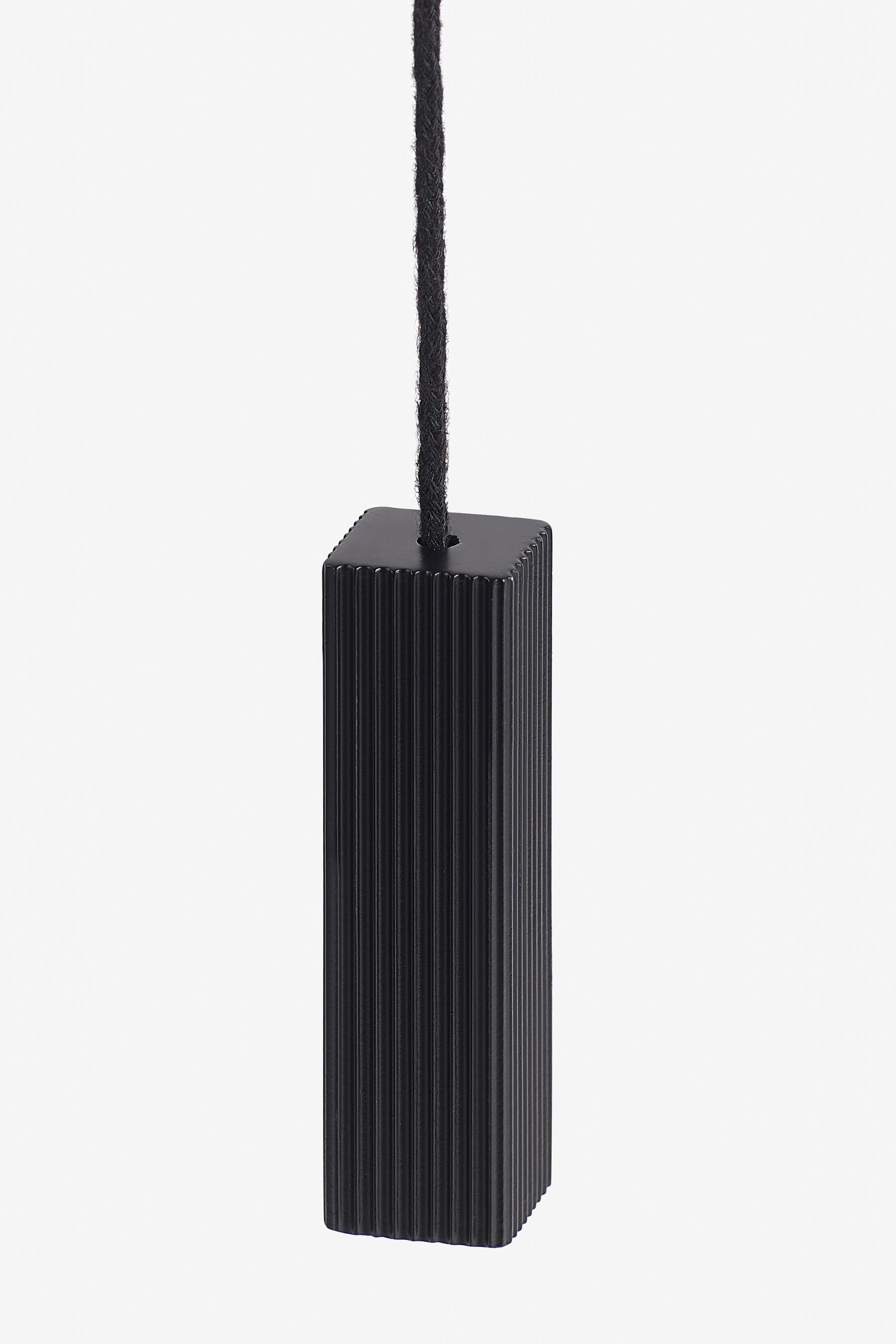 Black bathroom pull clearance switch