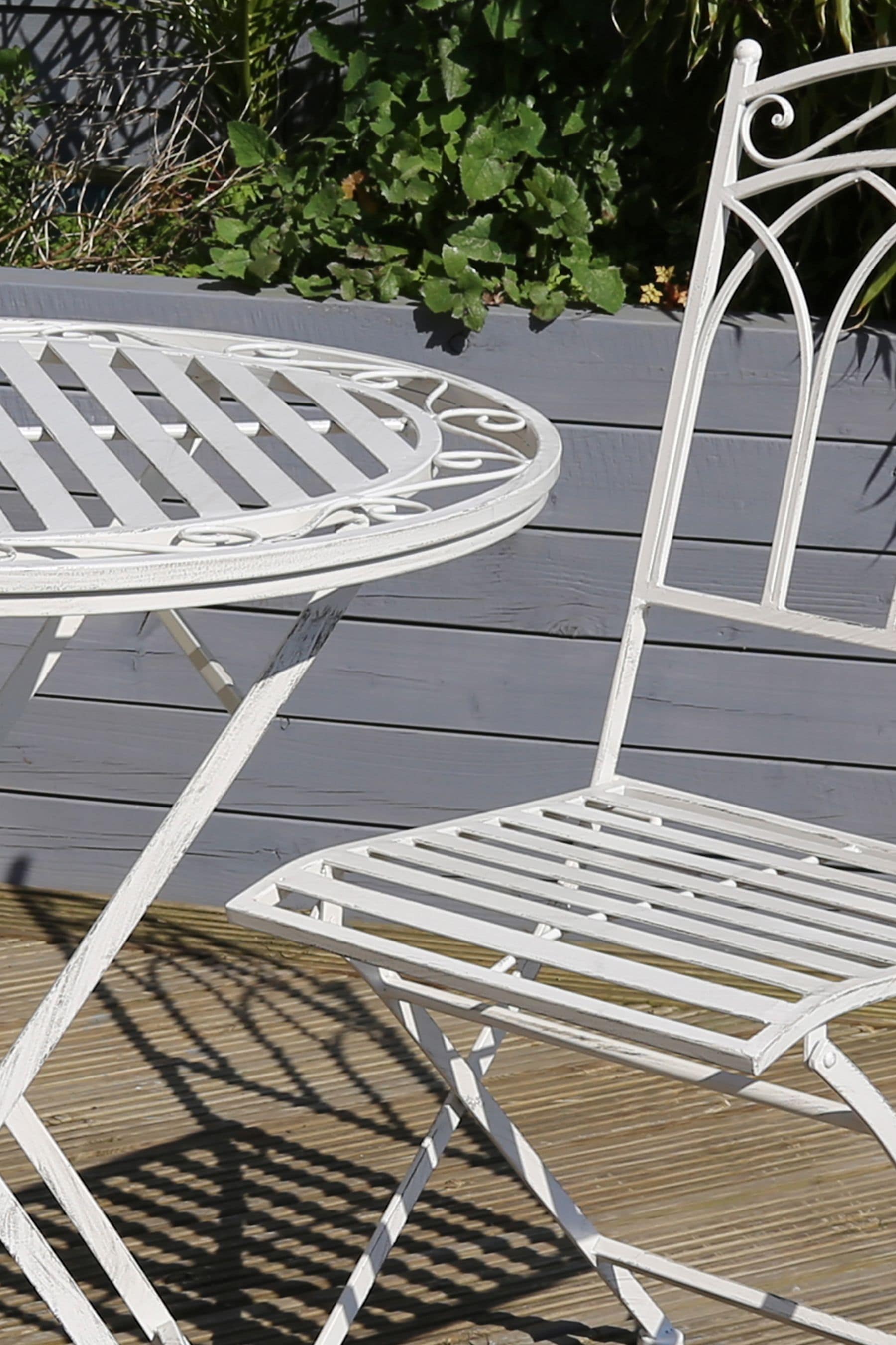 Charles bentley wrought iron bistro shop set