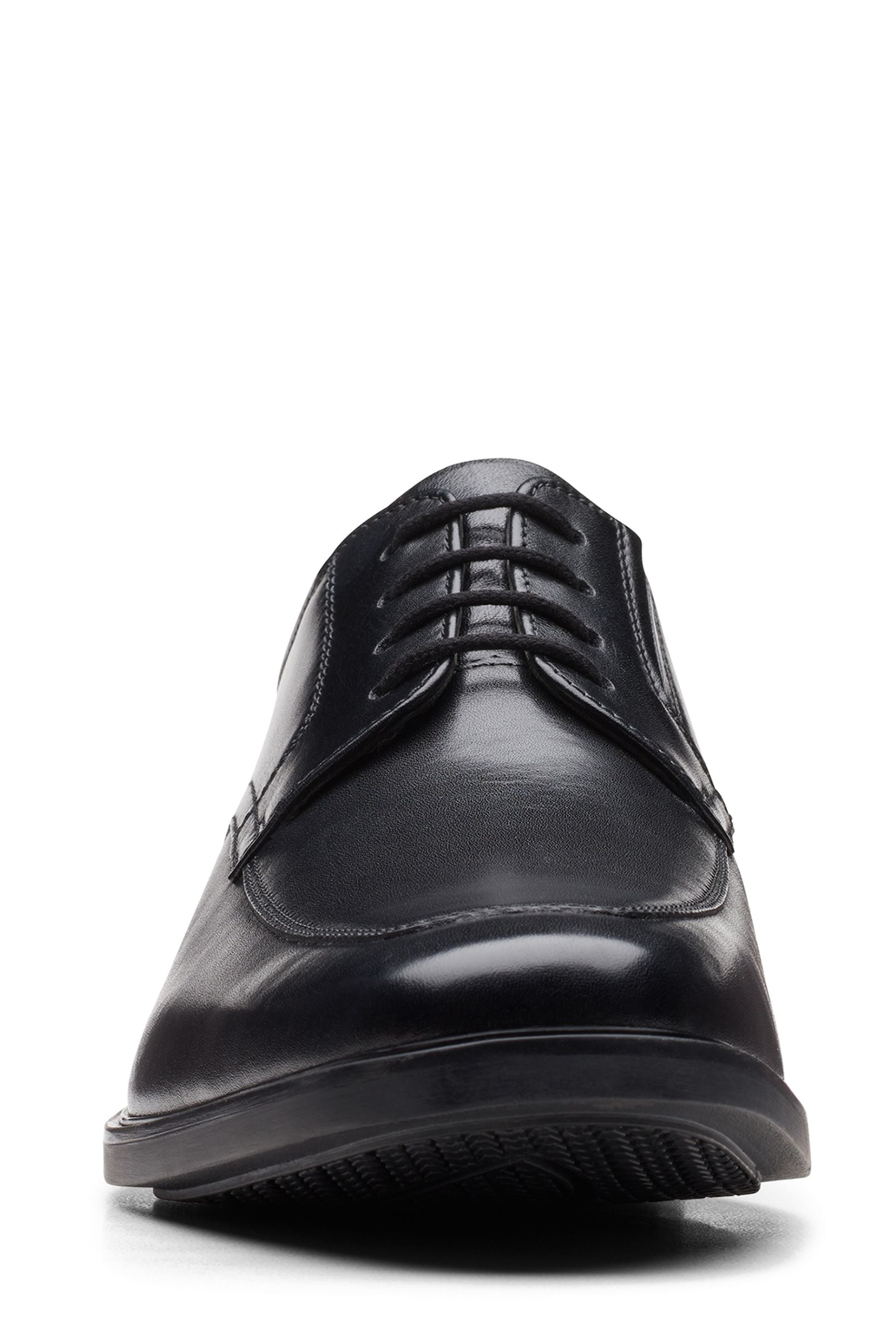Clarks outlet ipswich apron