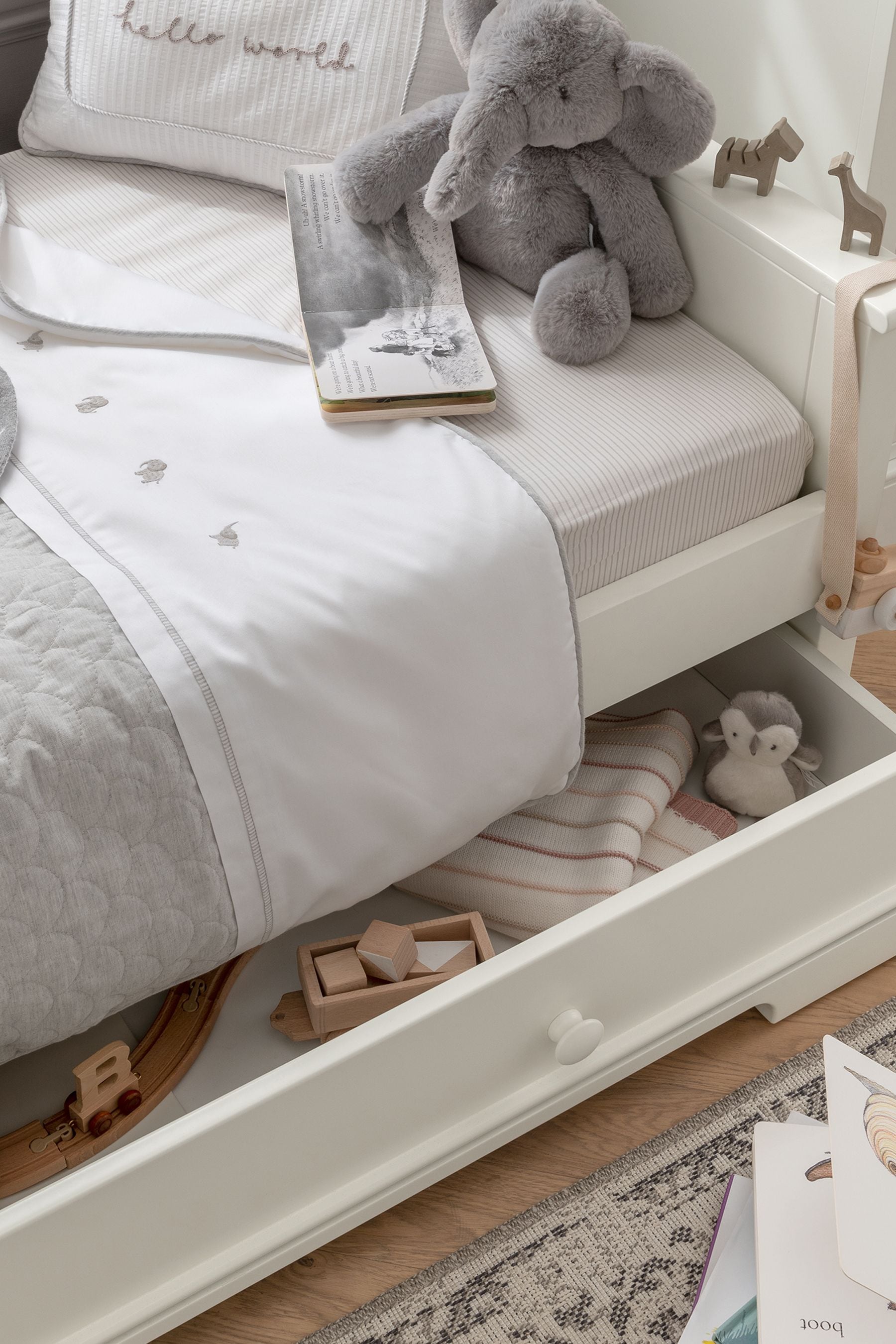 Buy Mamas Papas White Oxford Cot Bed from the Next UK online shop