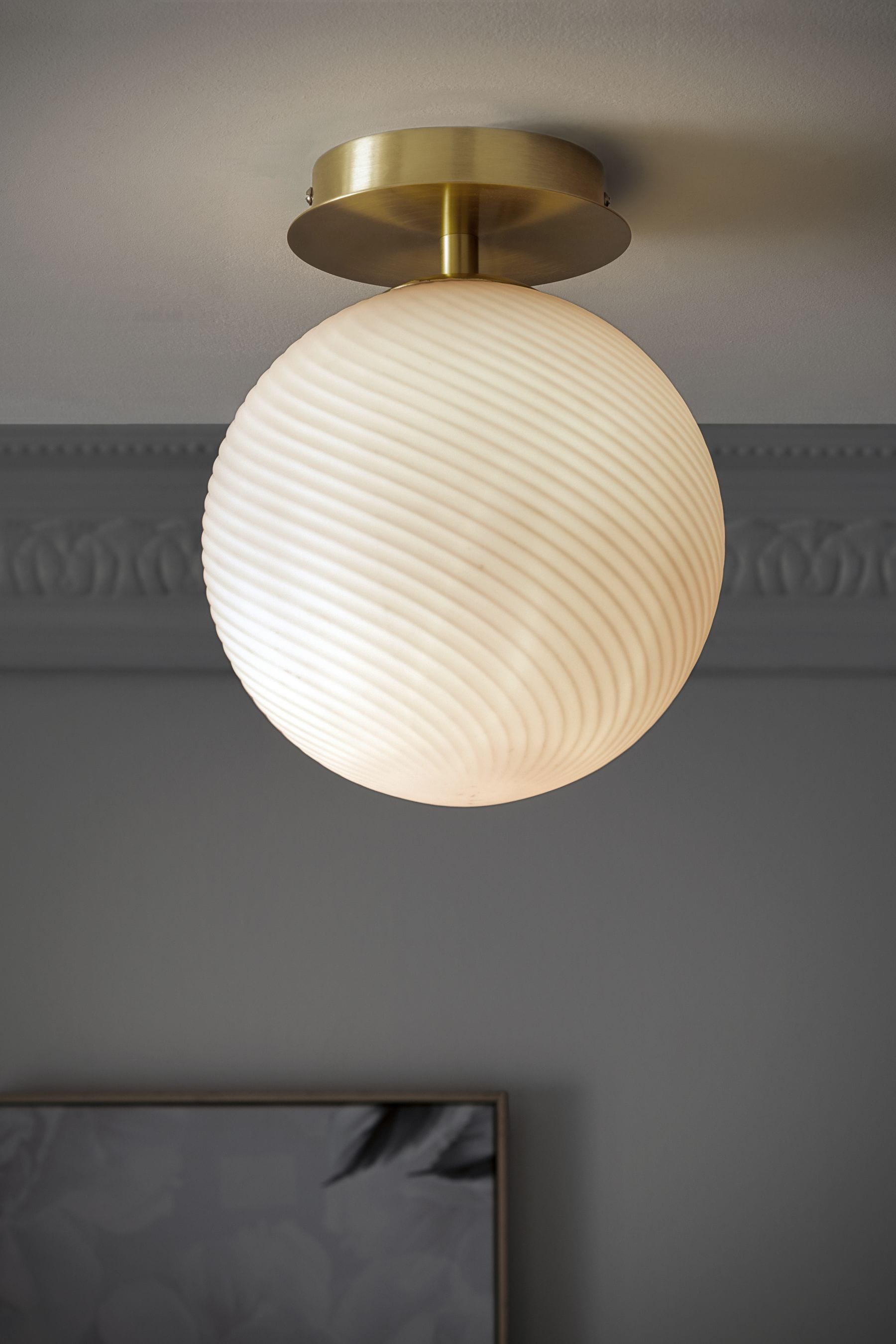Next online globe light