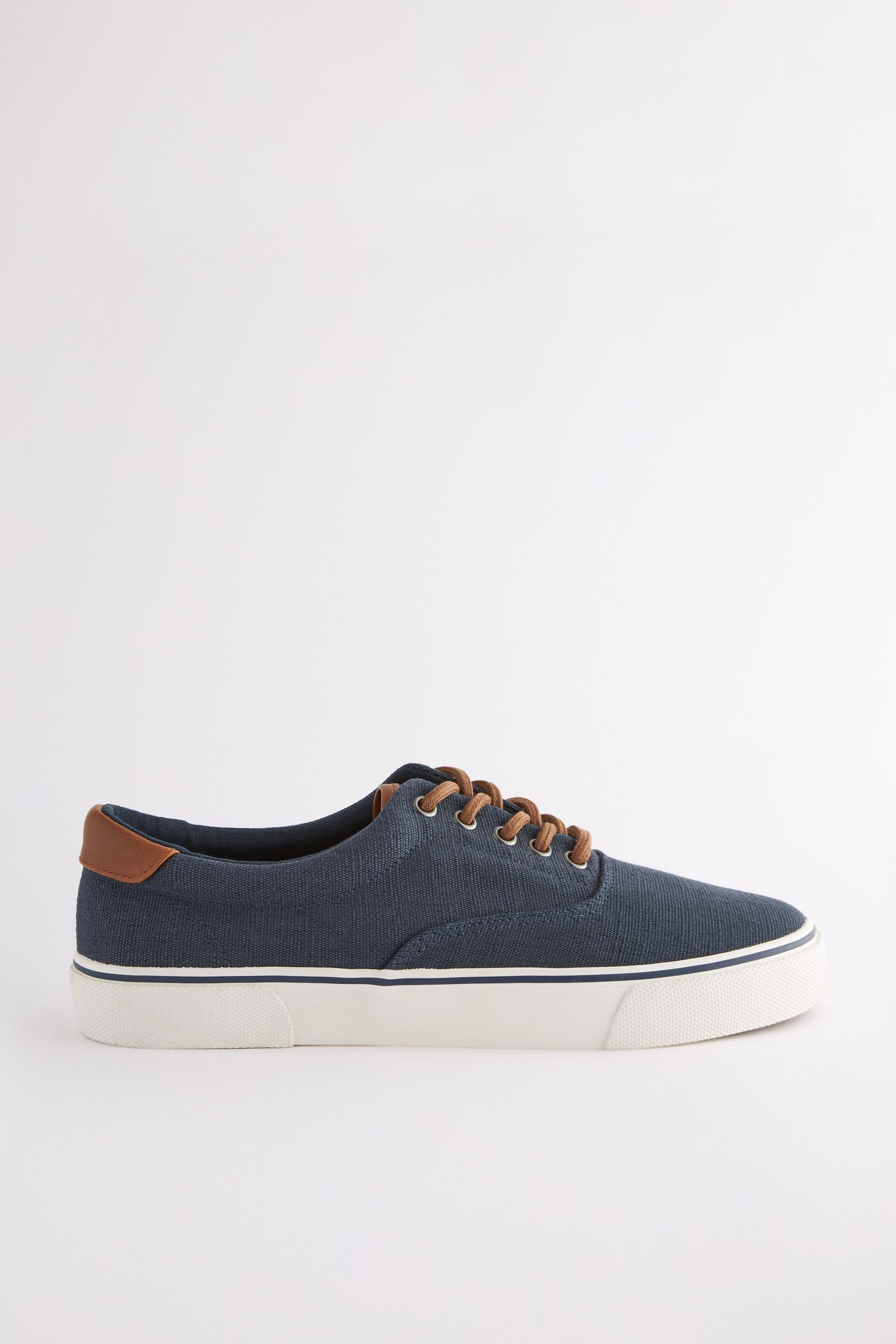 Navy canvas shop pumps