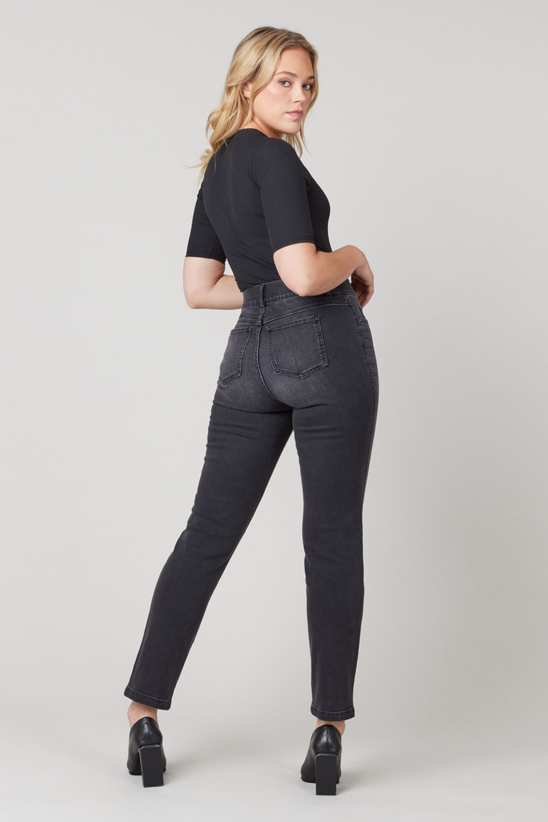 Spanx slim cheap x straight jeans