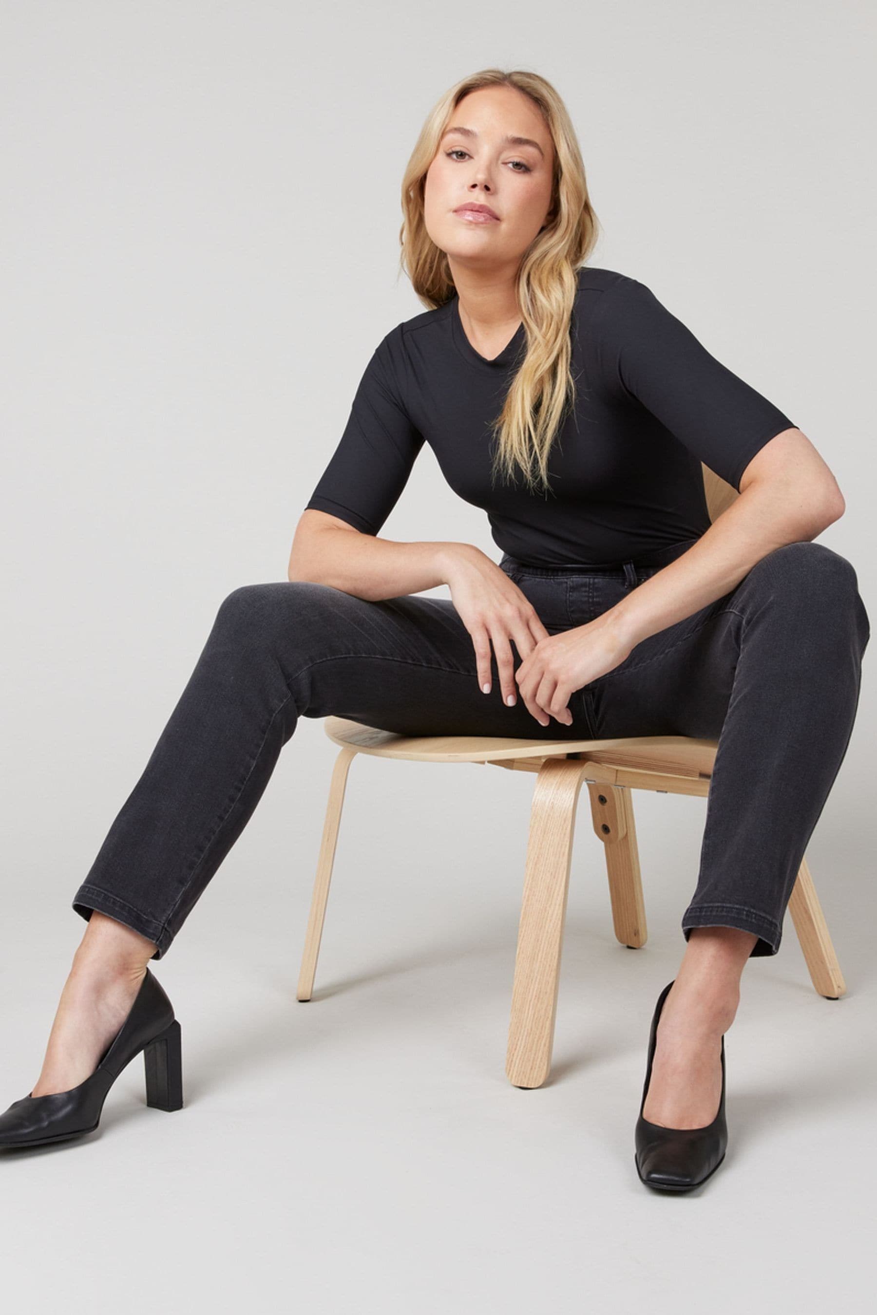 Spanx signature sale straight jeans