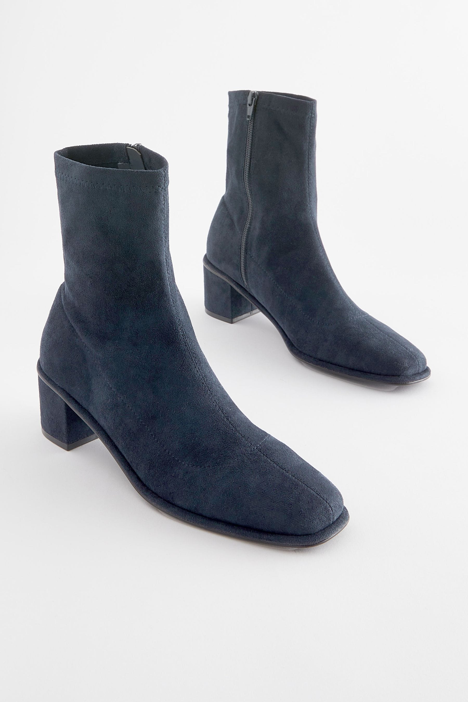 Navy ankle best sale boots size 9