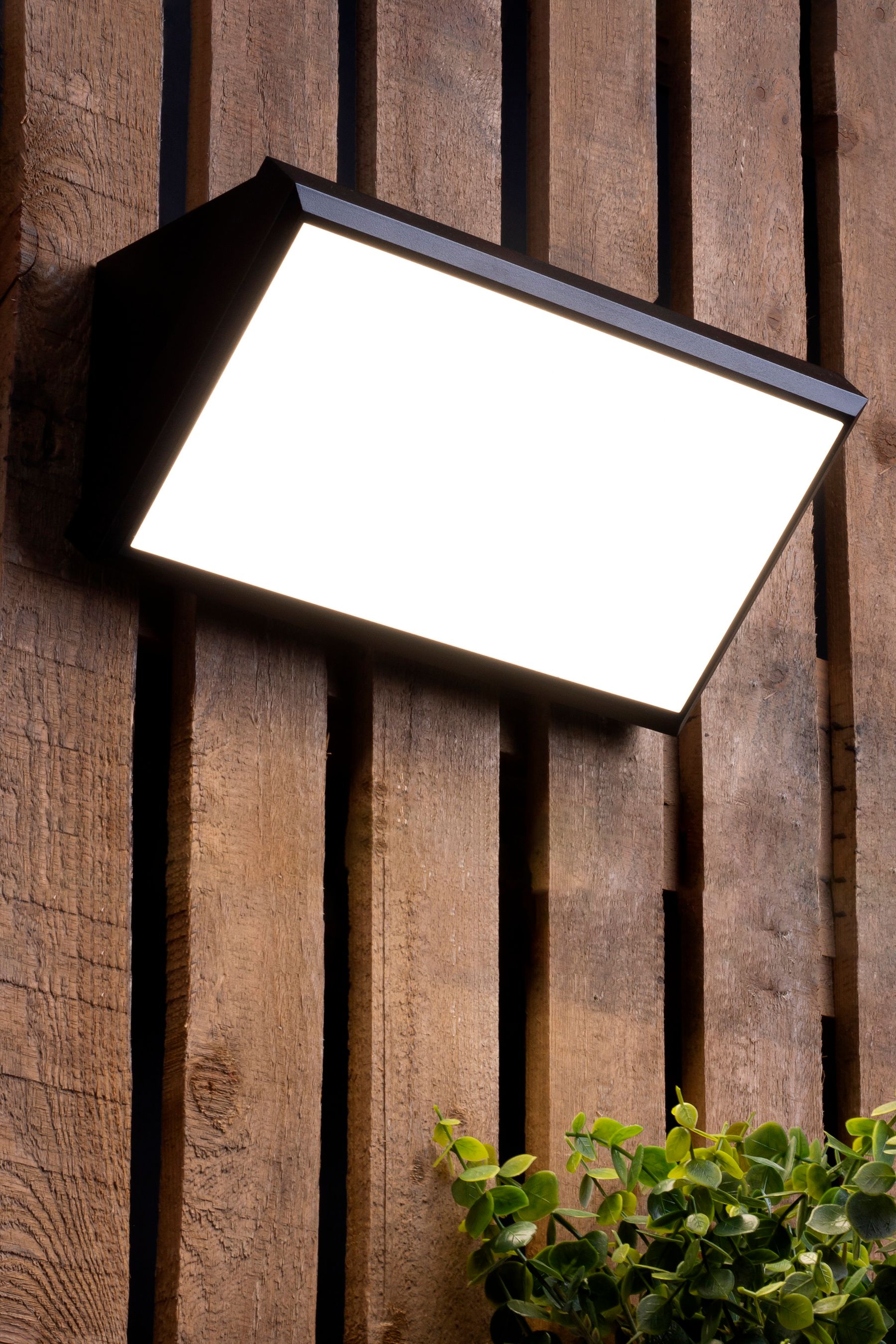 BHS Black Derby LED Wedge Hi Lo Outside Light