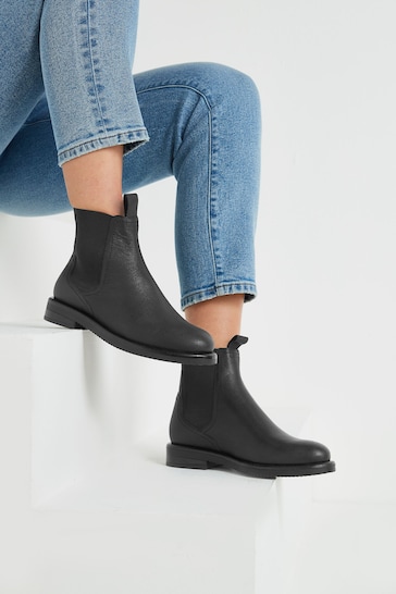 Black Regular/Wide Fit Forever Comfort® Leather Chelsea Boots