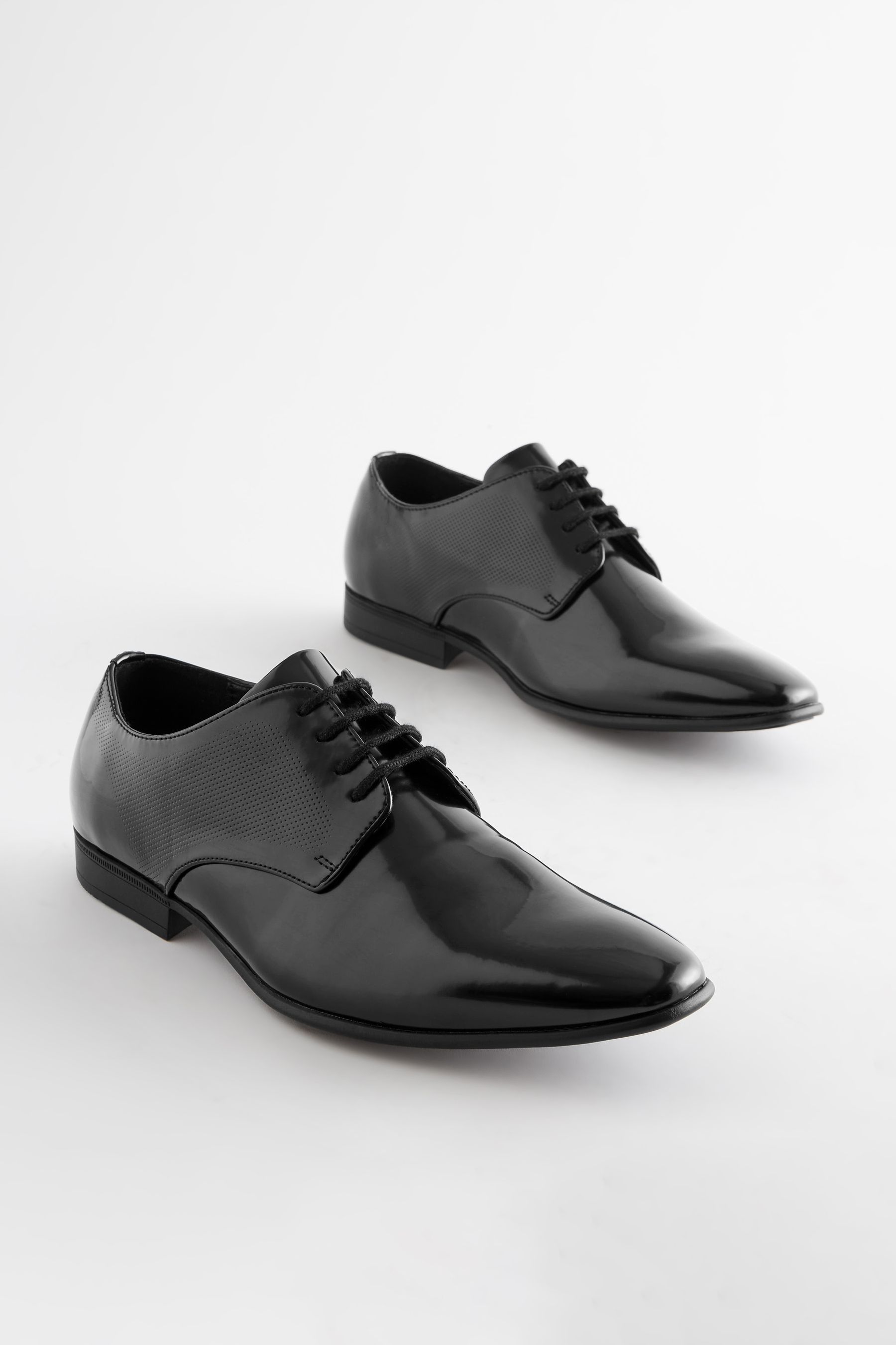 Black shine shoes store