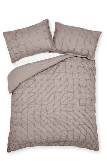 Natural Textured Pleats Duvet Cover And Pillowcase Set