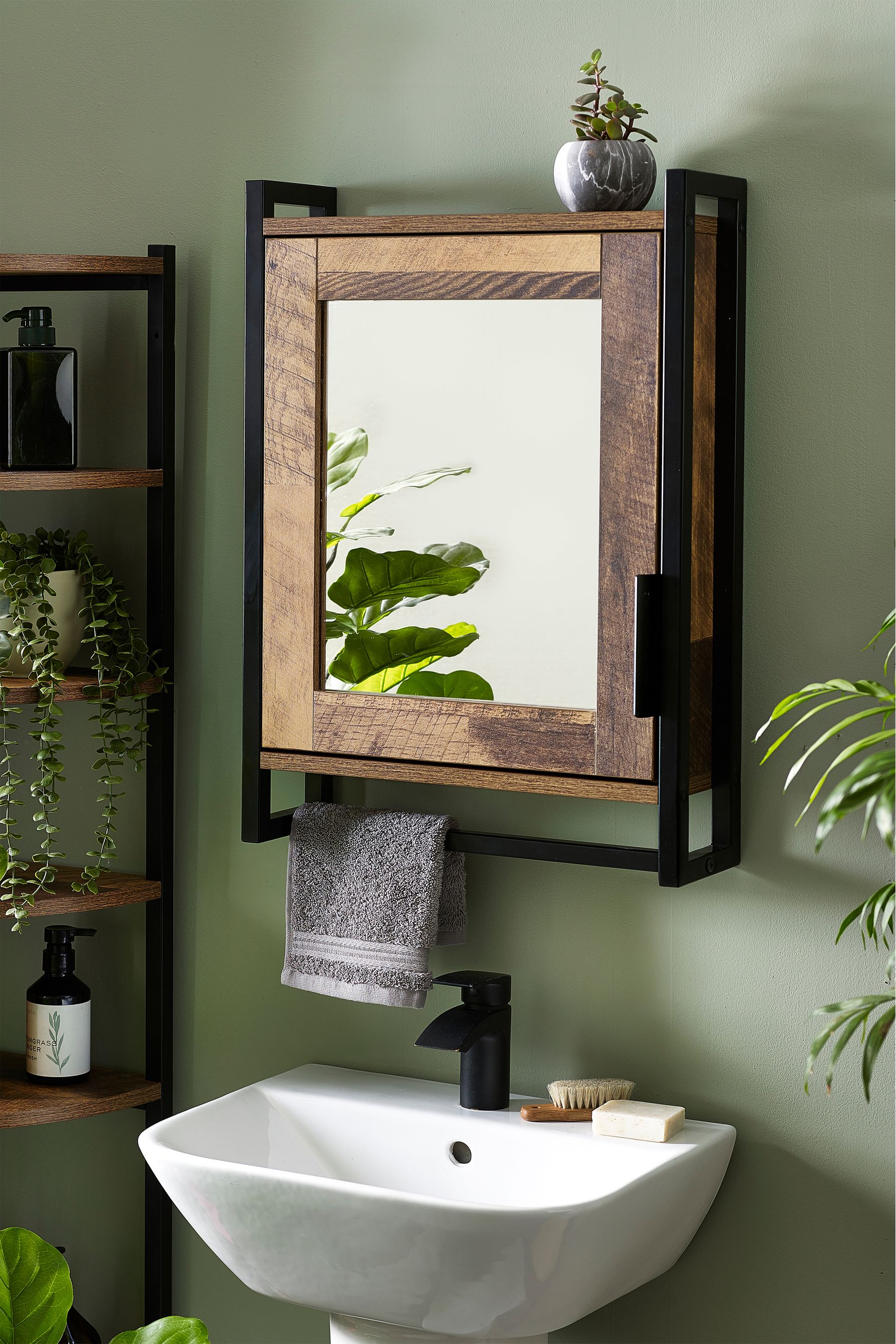 Next bathroom shop mirror cabinet