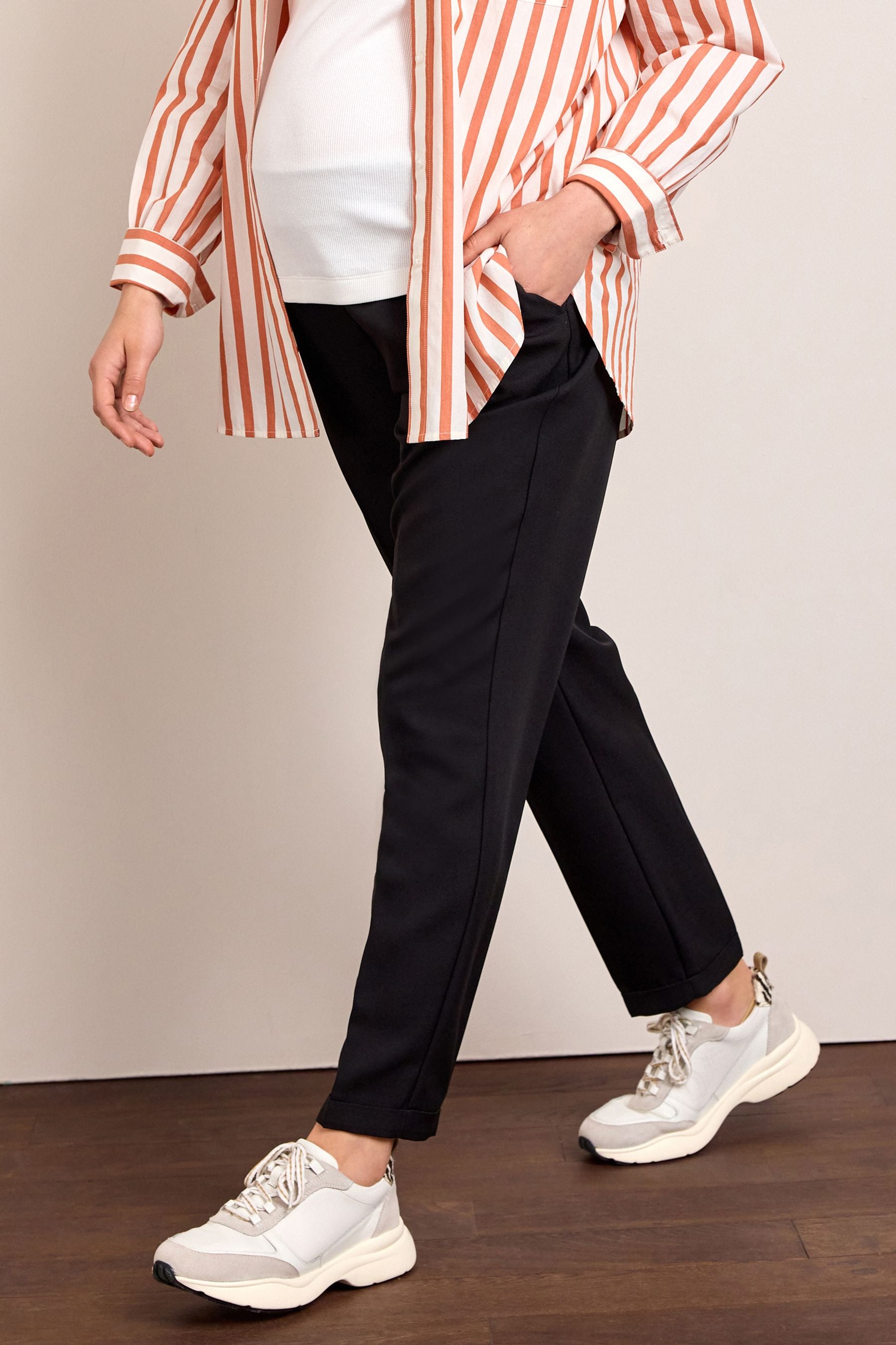Newlook maternity trousers hotsell