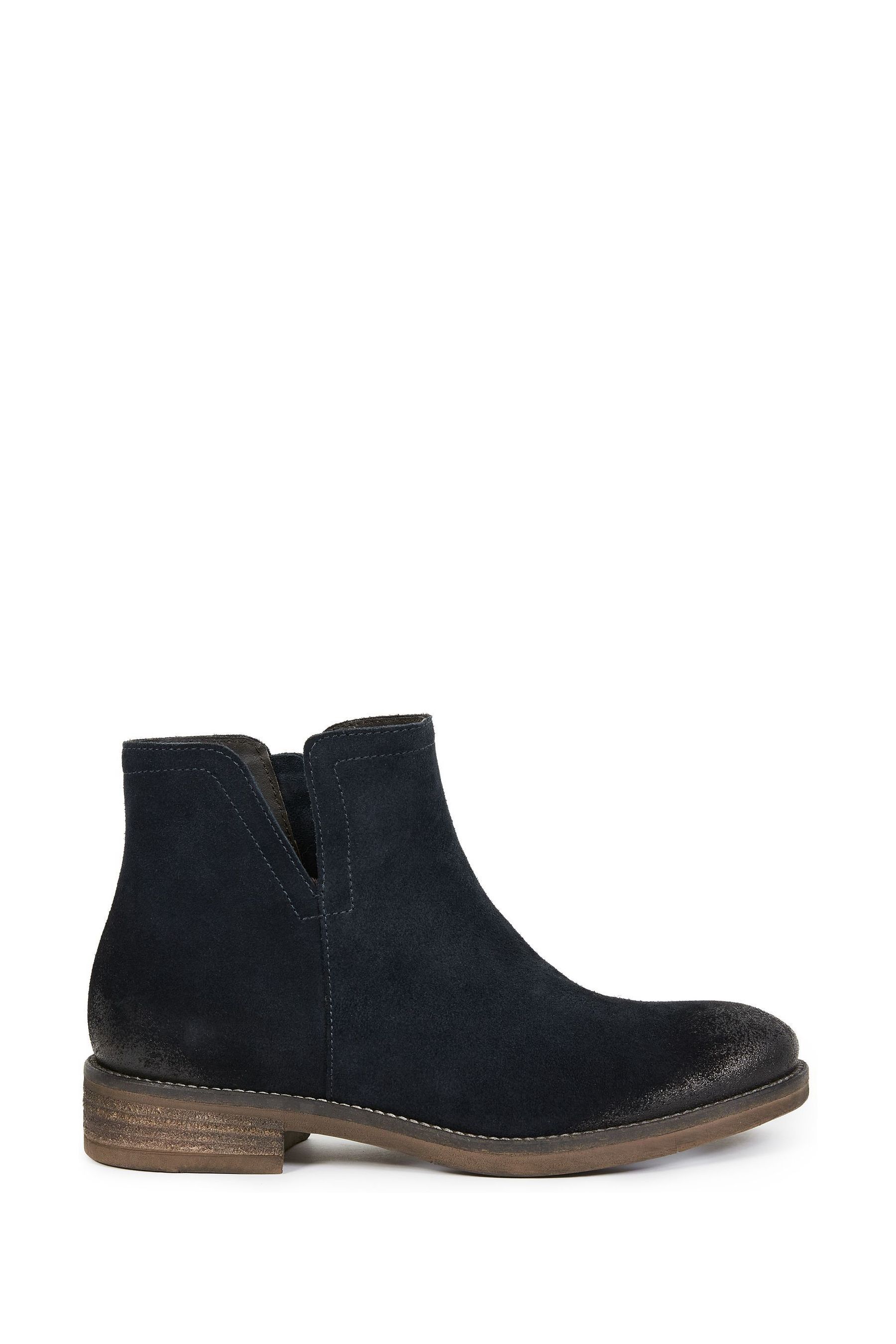 Blue boots discount near me