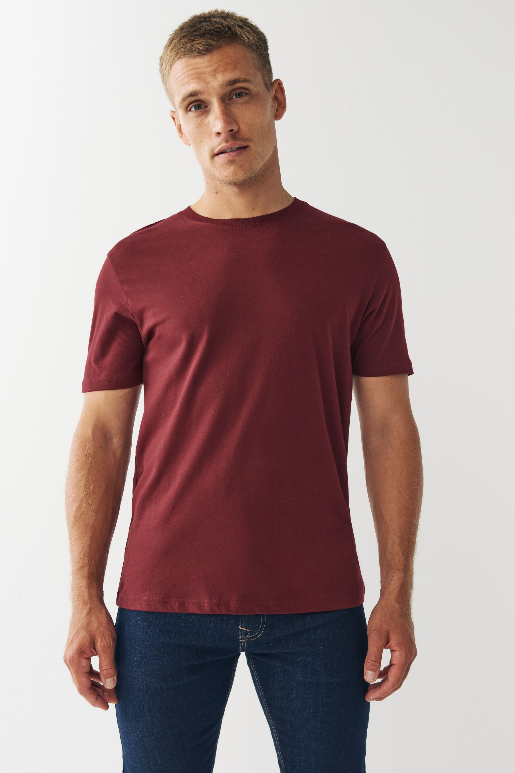 Mens red t shirts uk sales