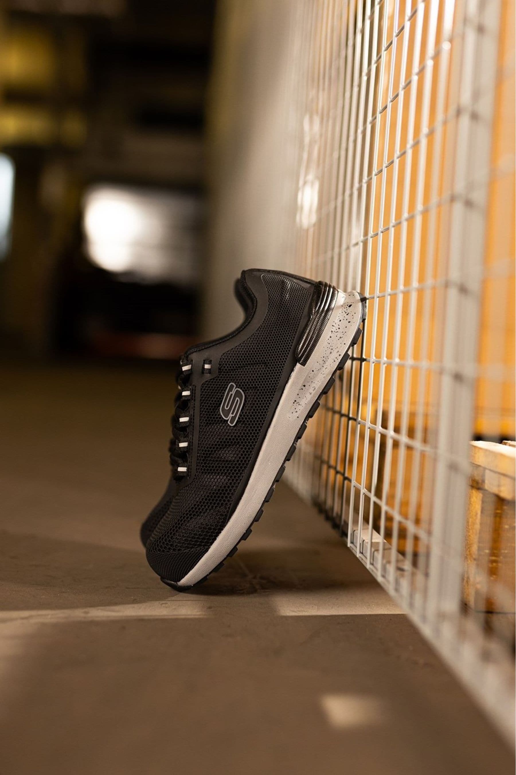 Skechers 2025 bulklin trainer