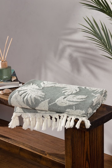 furn. Green Tropics Hamman Style Tassel Bath Towel