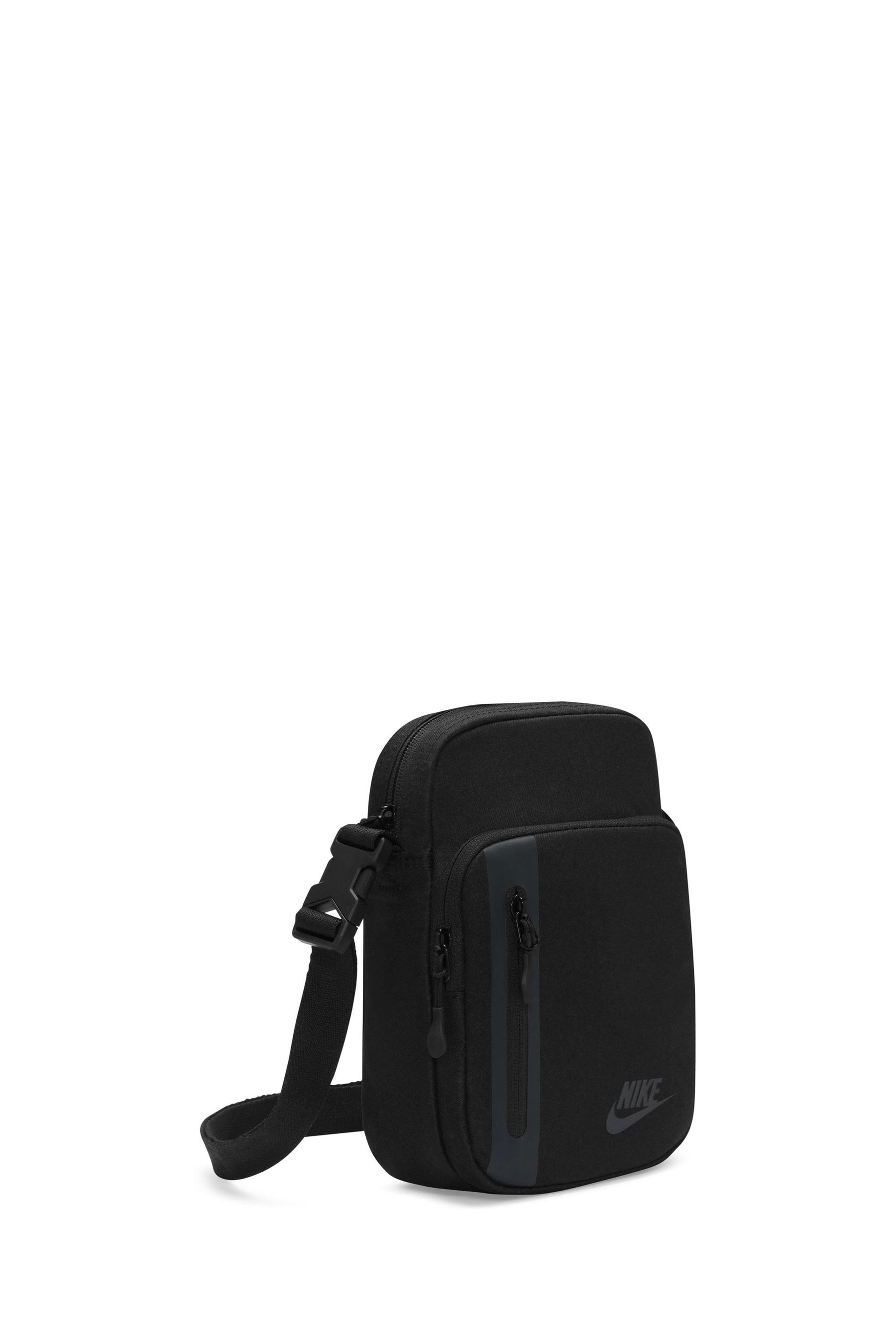 Sling bag clearance nike black