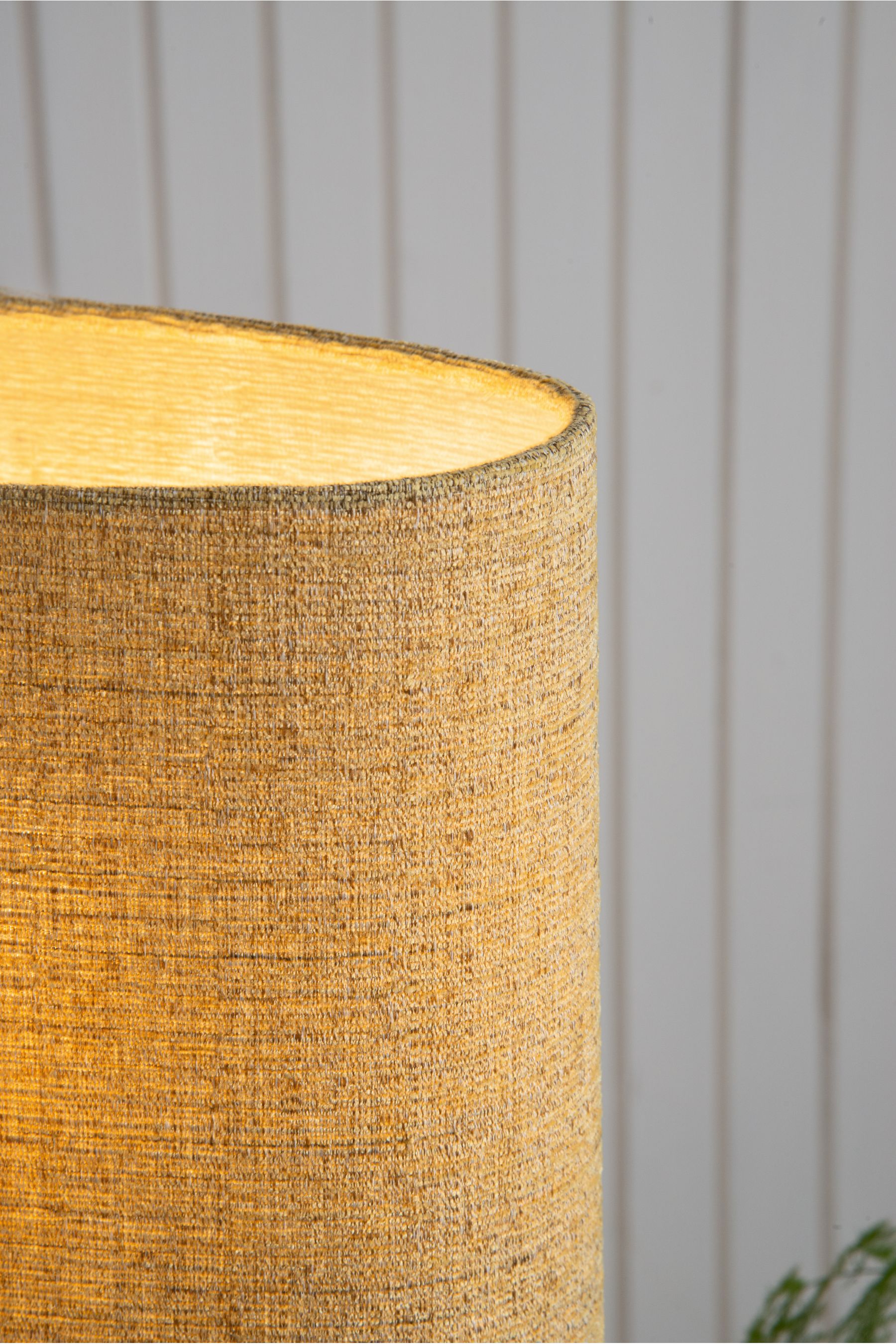 Oval burlap discount lamp shade