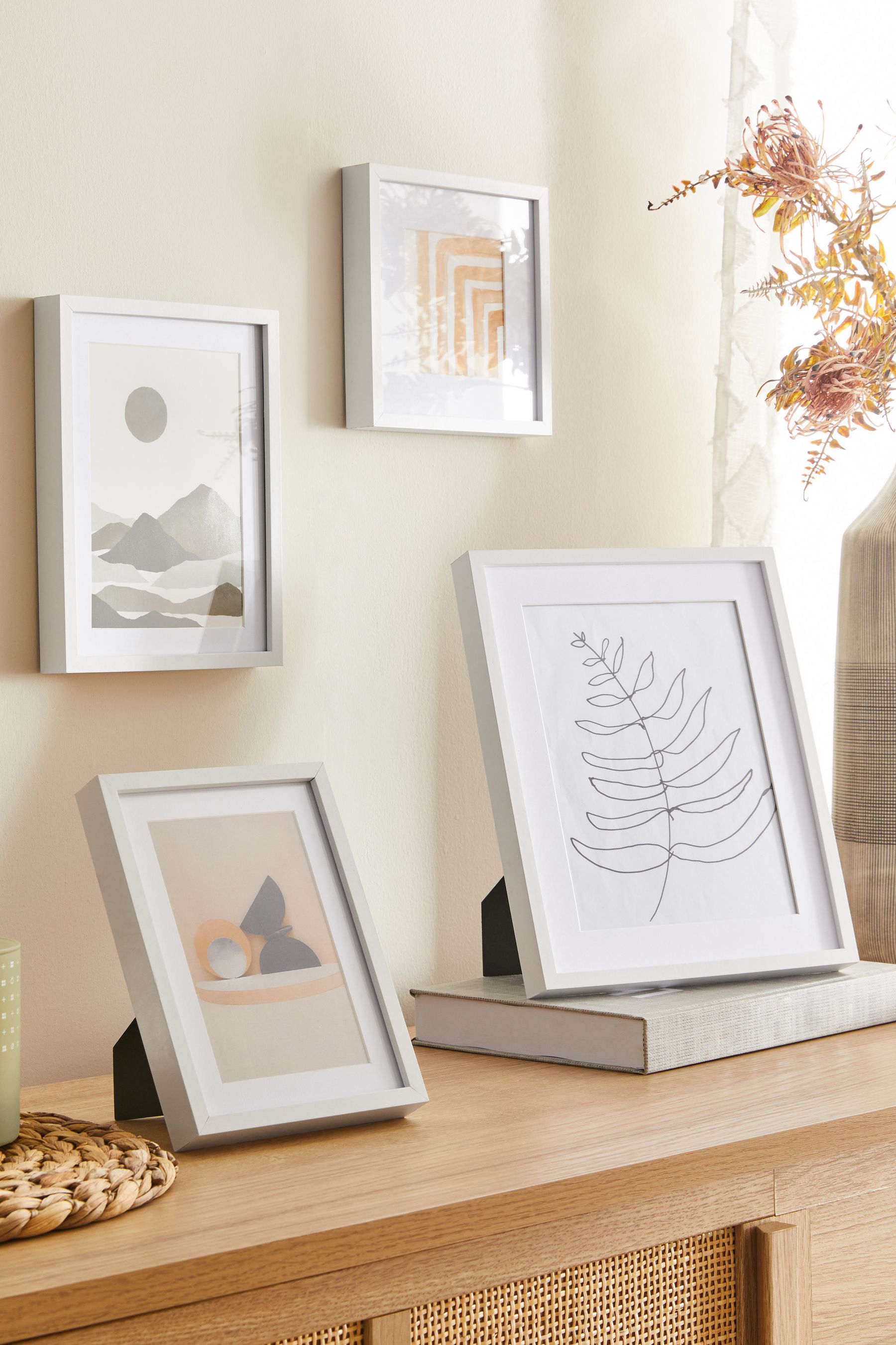 Set of 2 White Parker Picture Frames