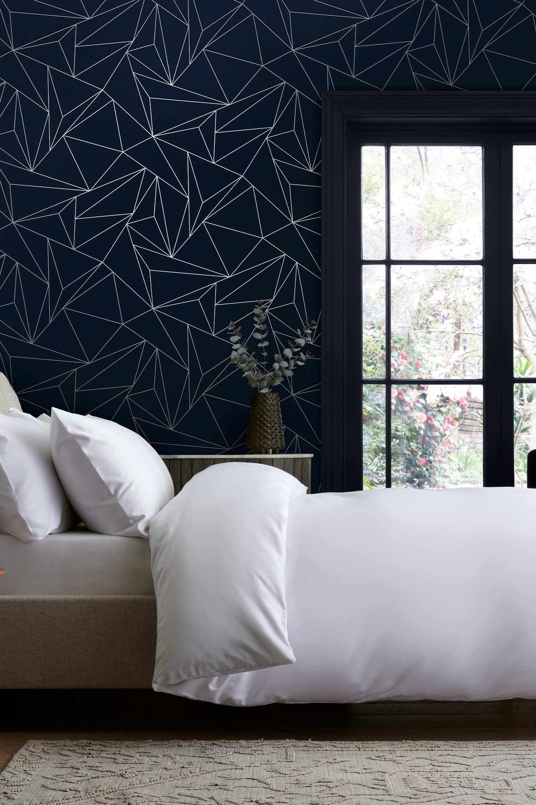 Converse wallpaper deals zara