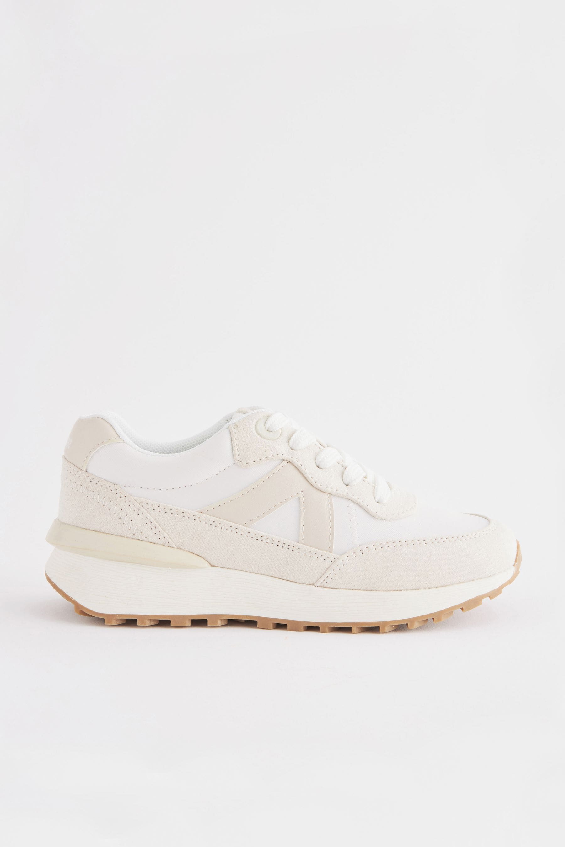 Victoria deals chunky trainers