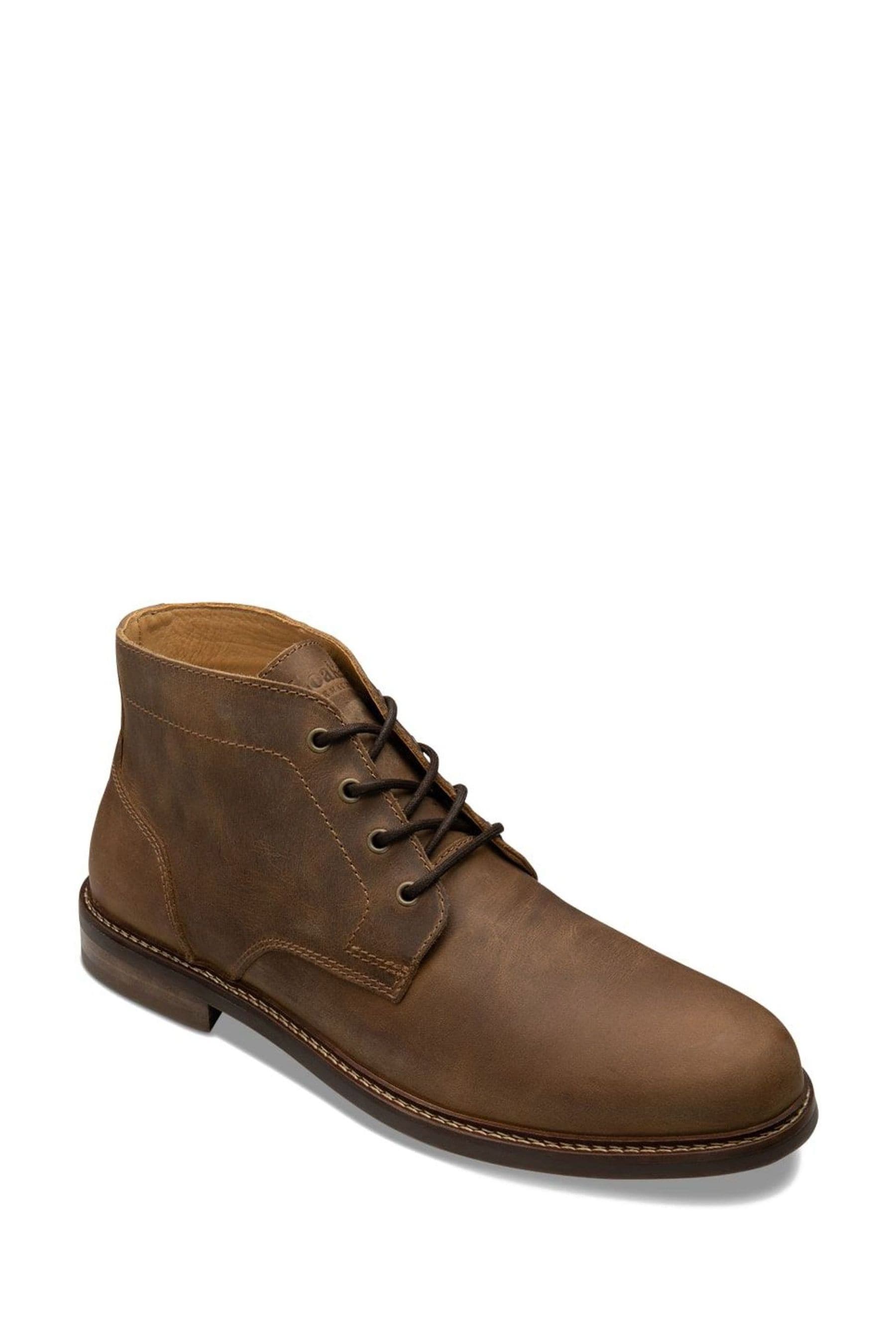 Loake chukka sales